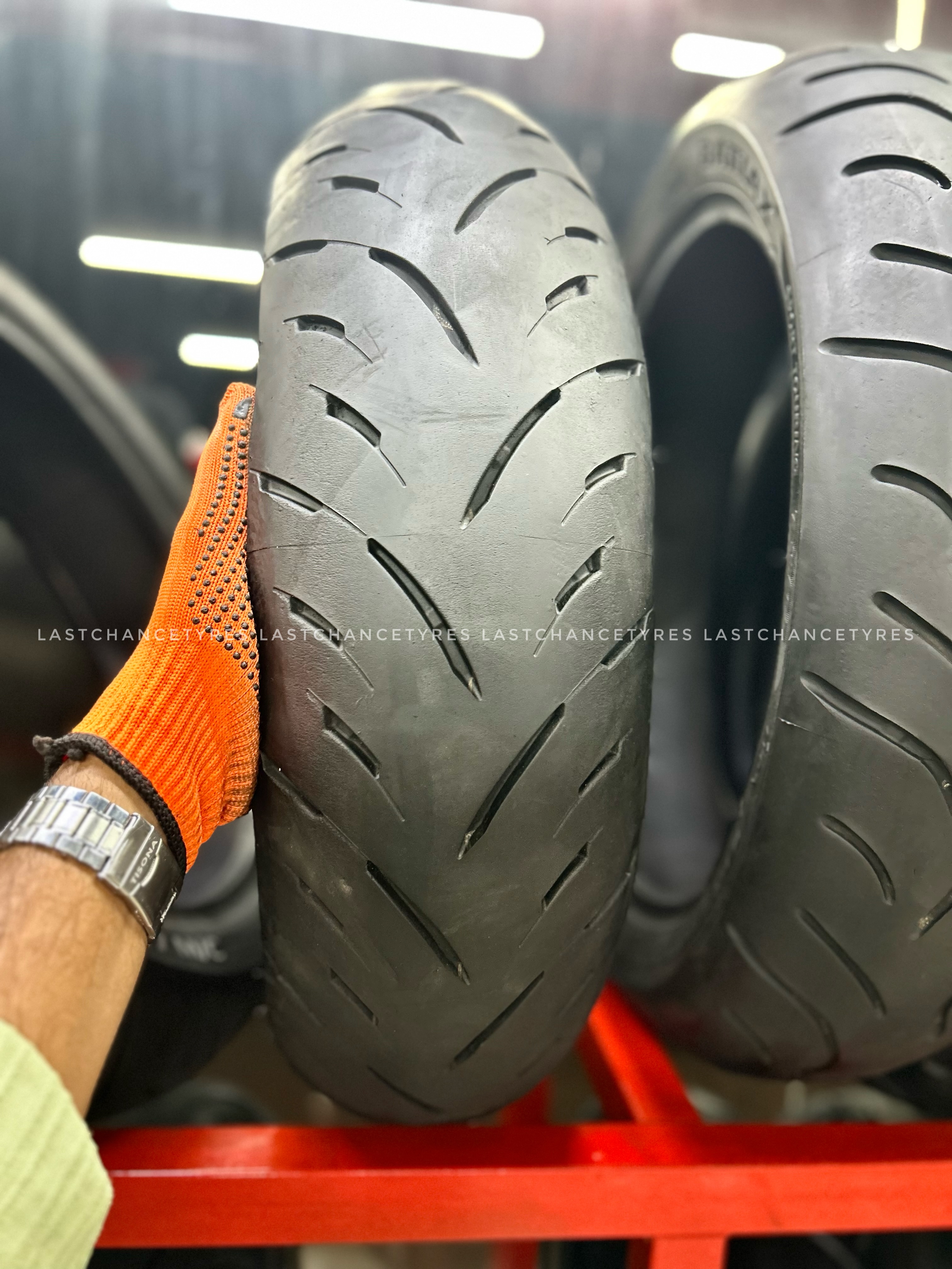 Tyre size 160 SIZE 
