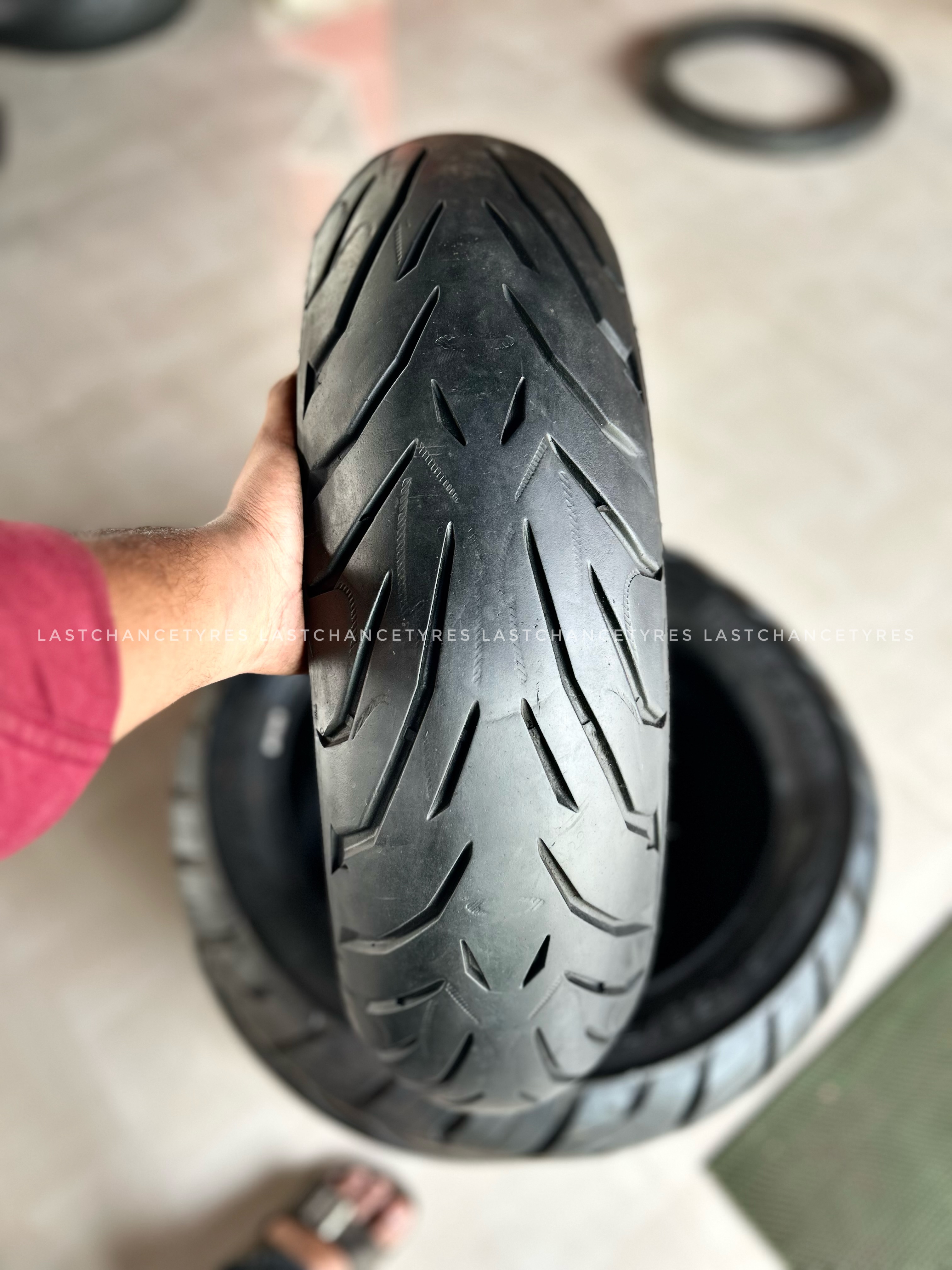 Tyre size 160 SIZE 