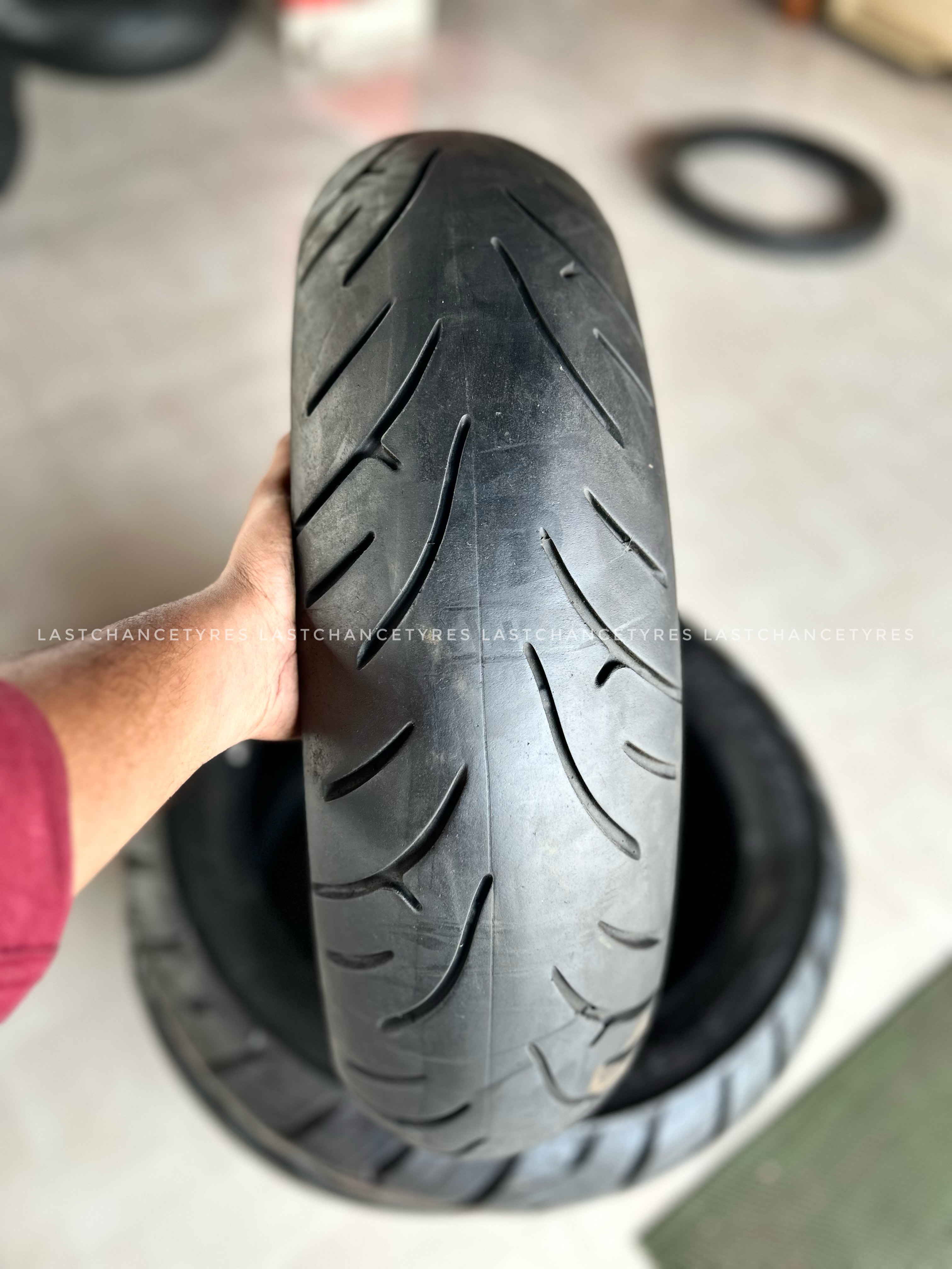 Tyre size 160 SIZE 