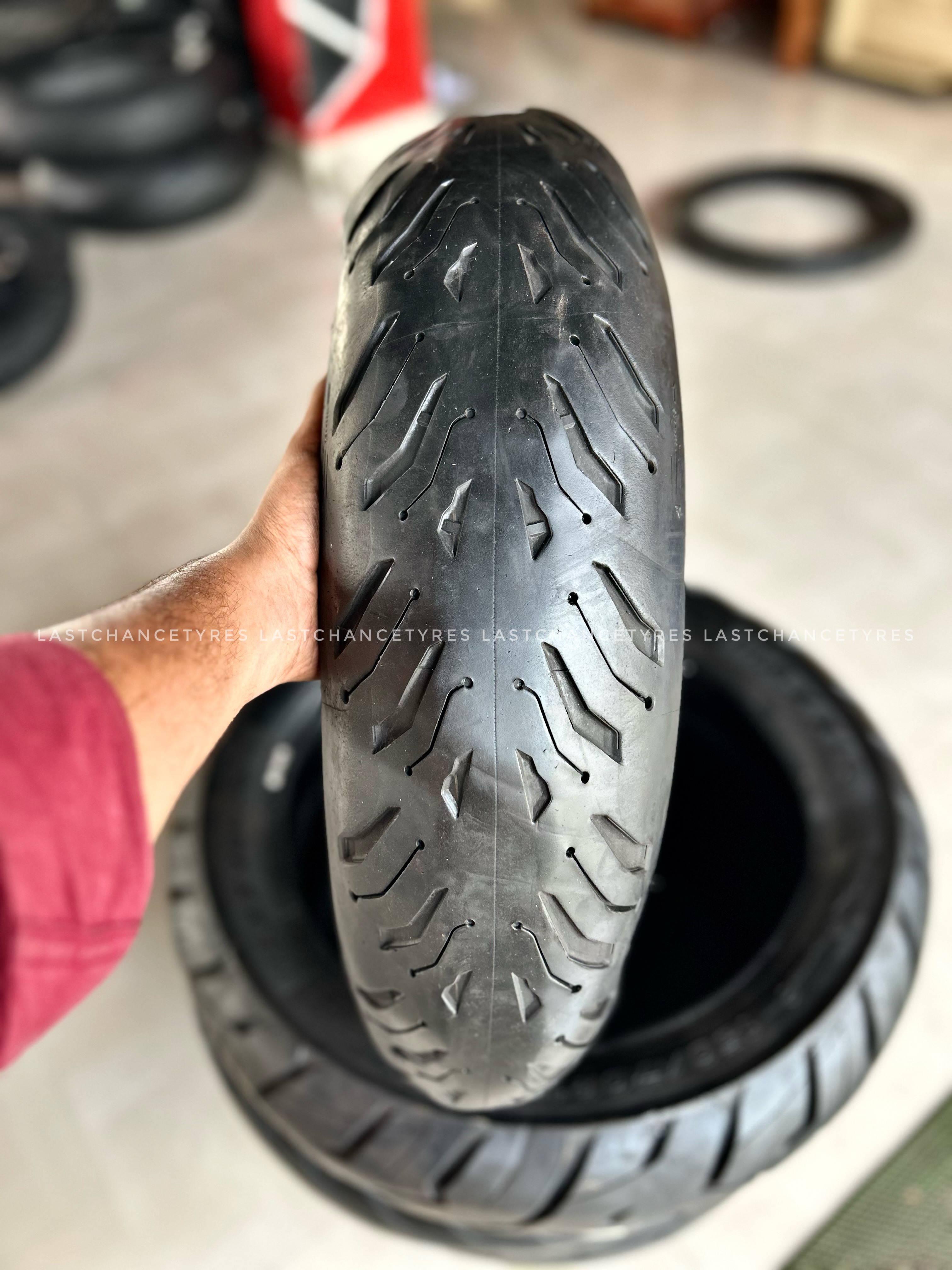 Tyre size 160 SIZE 