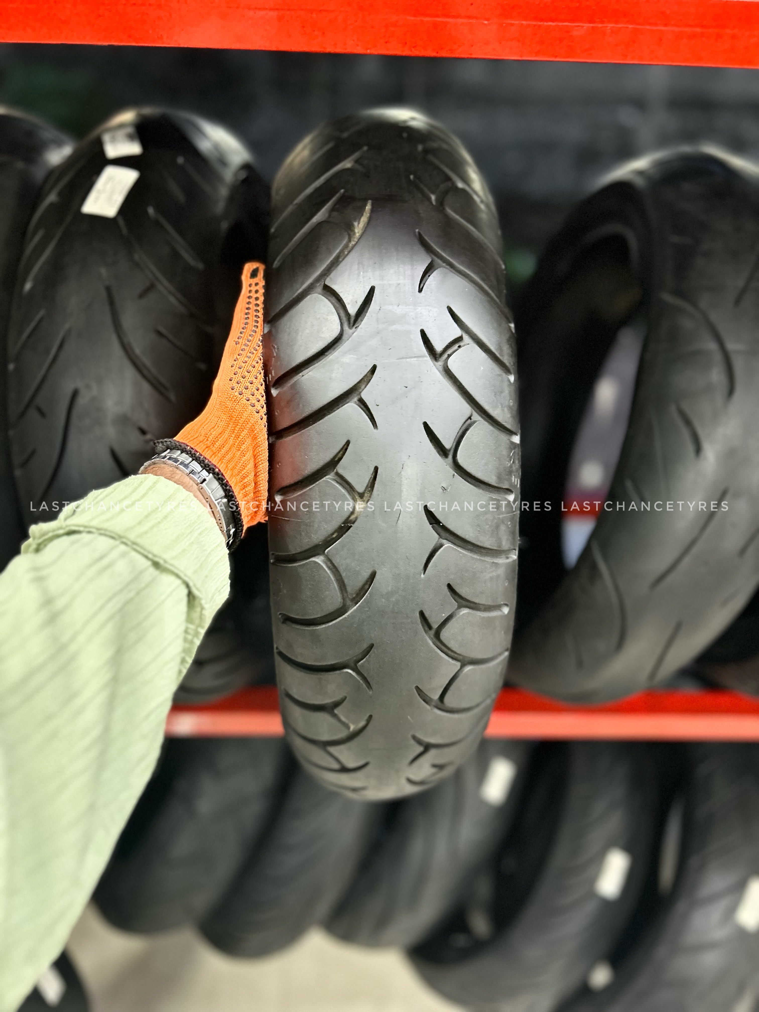 Tyre size 160 SIZE 