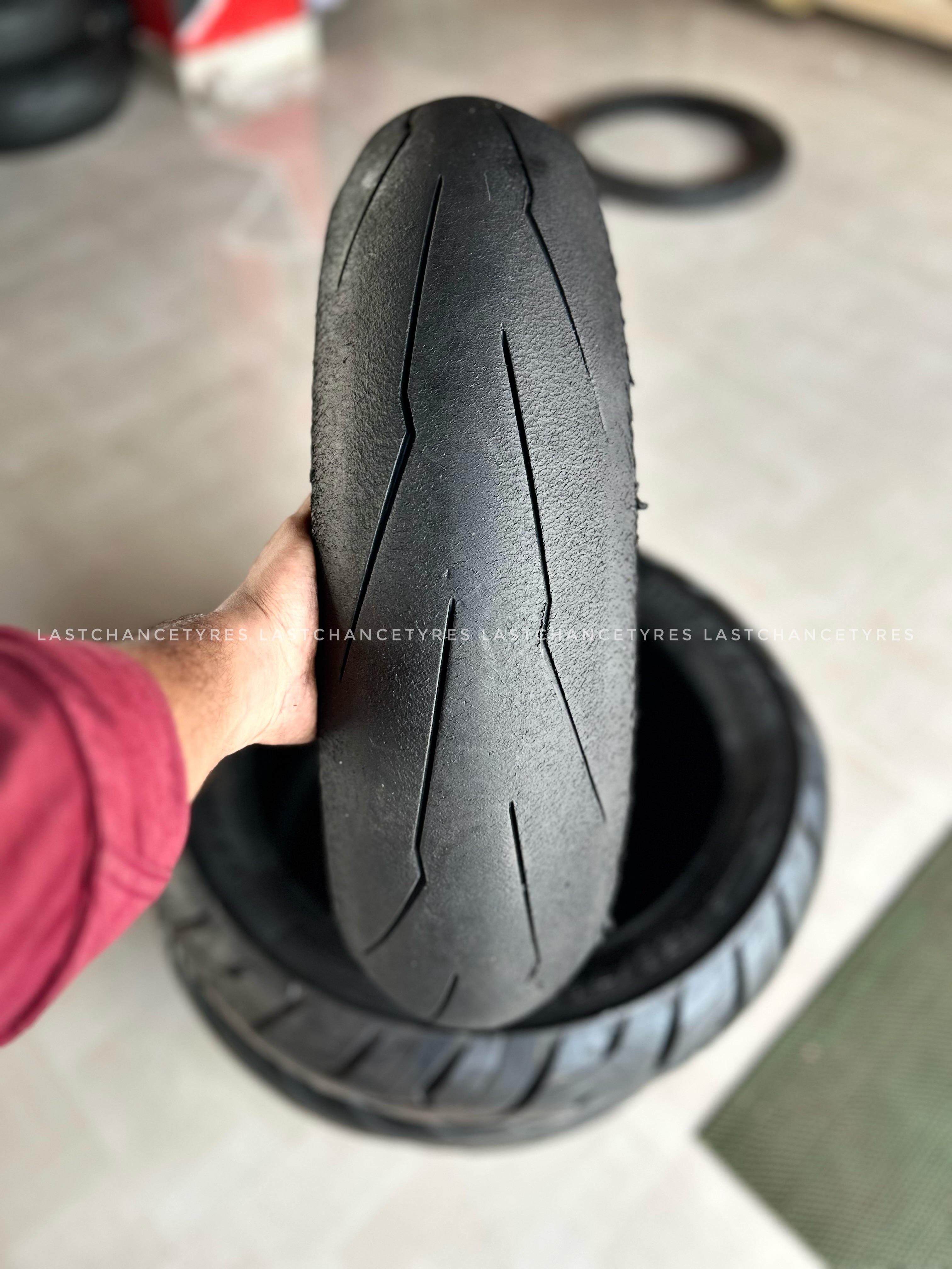 Tyre size 160 SIZE 