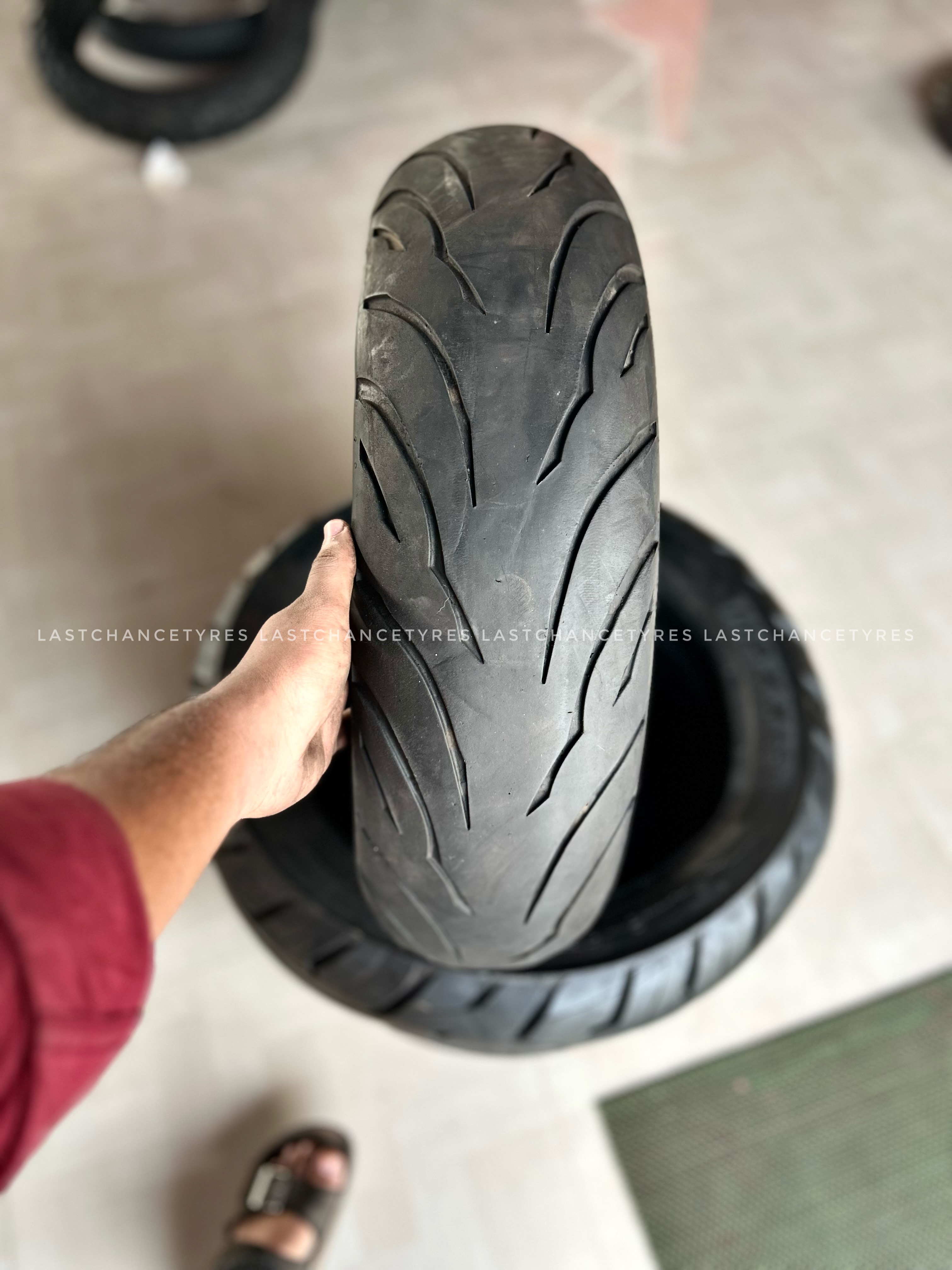 Tyre size 160 SIZE 