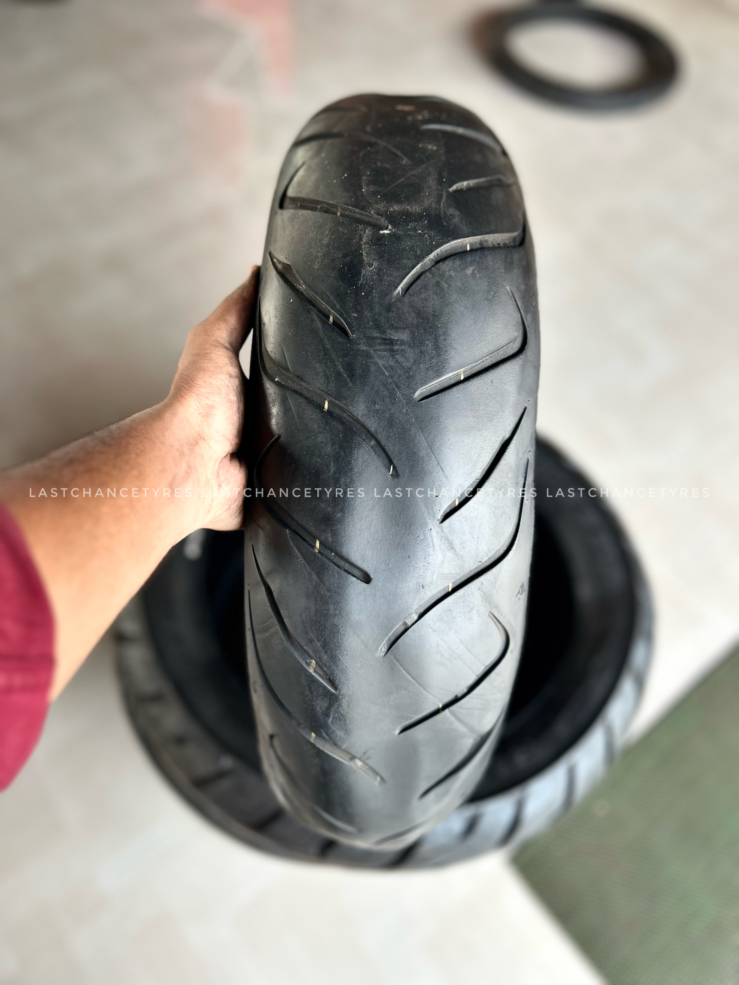 Tyre size 160 SIZE 