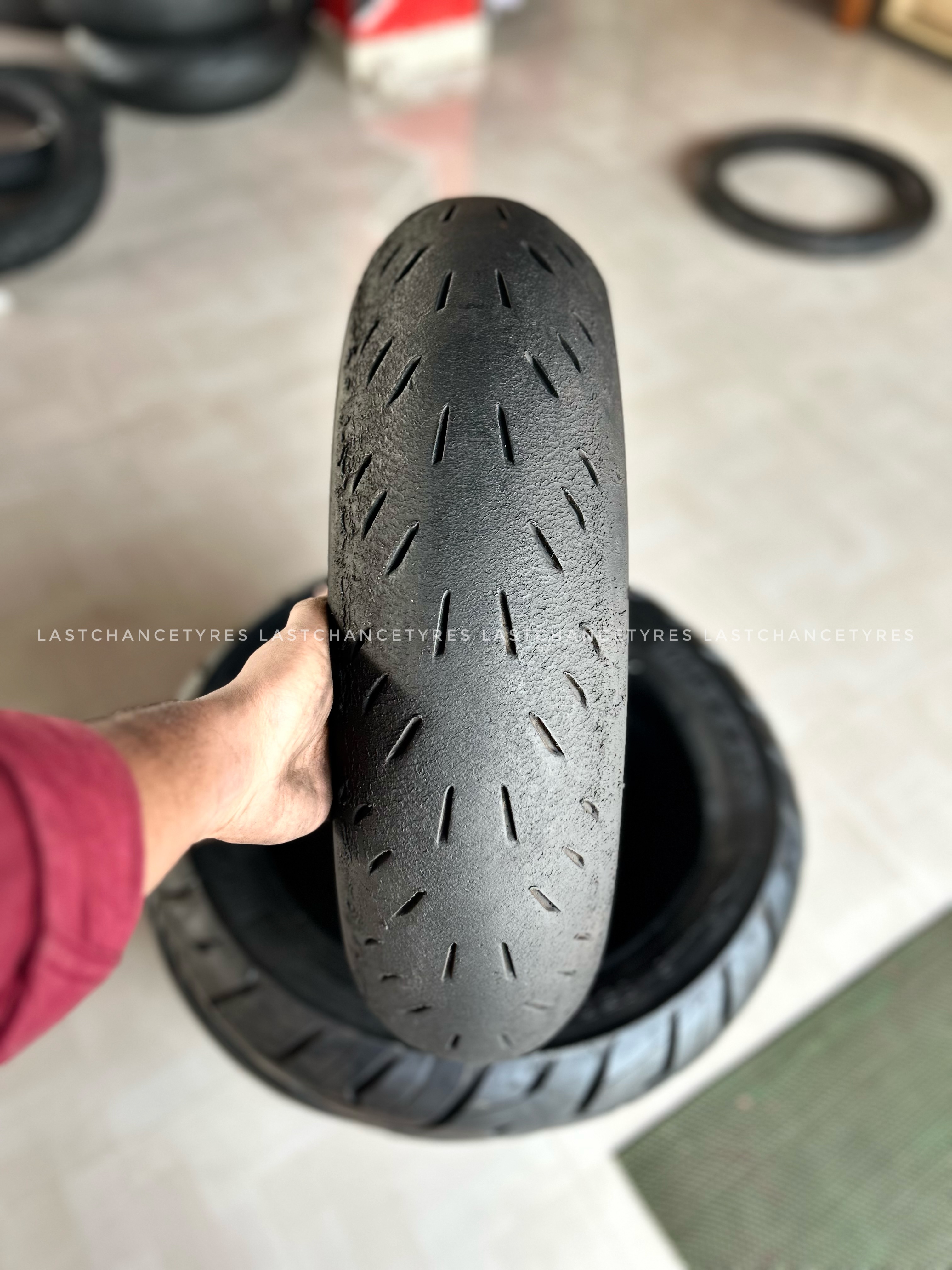 Tyre size 160 SIZE 