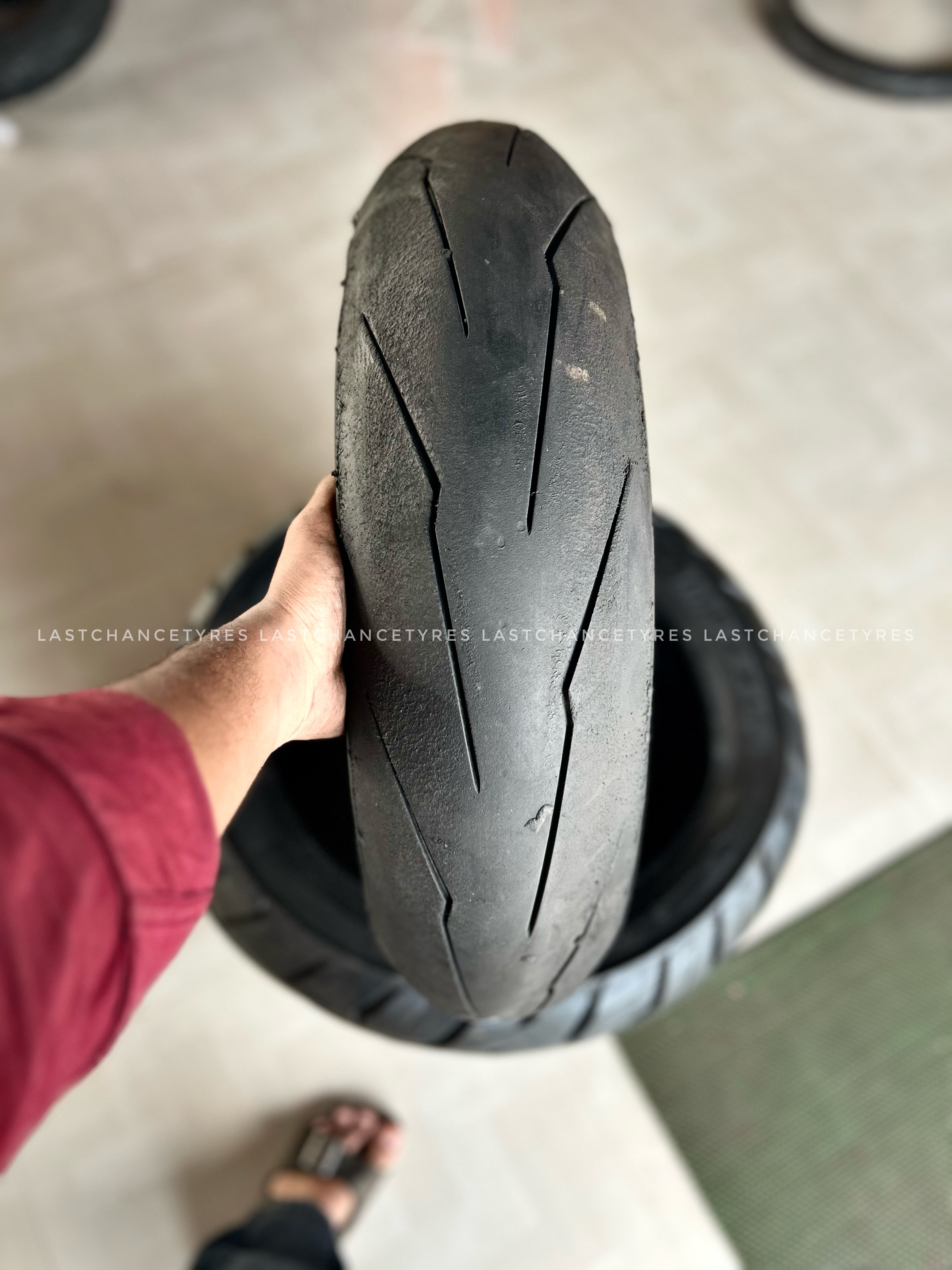 Tyre size 160 SIZE 