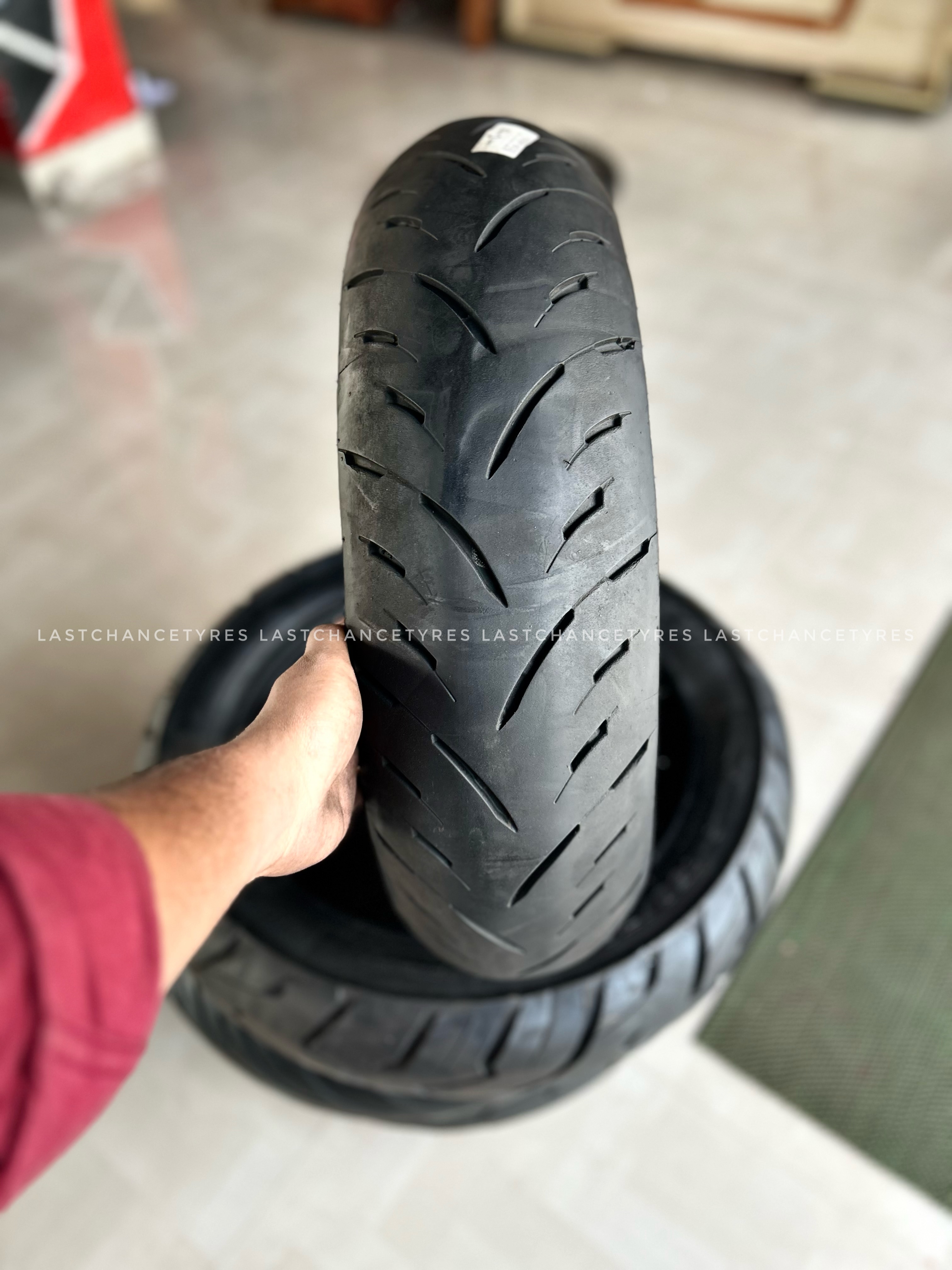 Tyre size 160 SIZE 