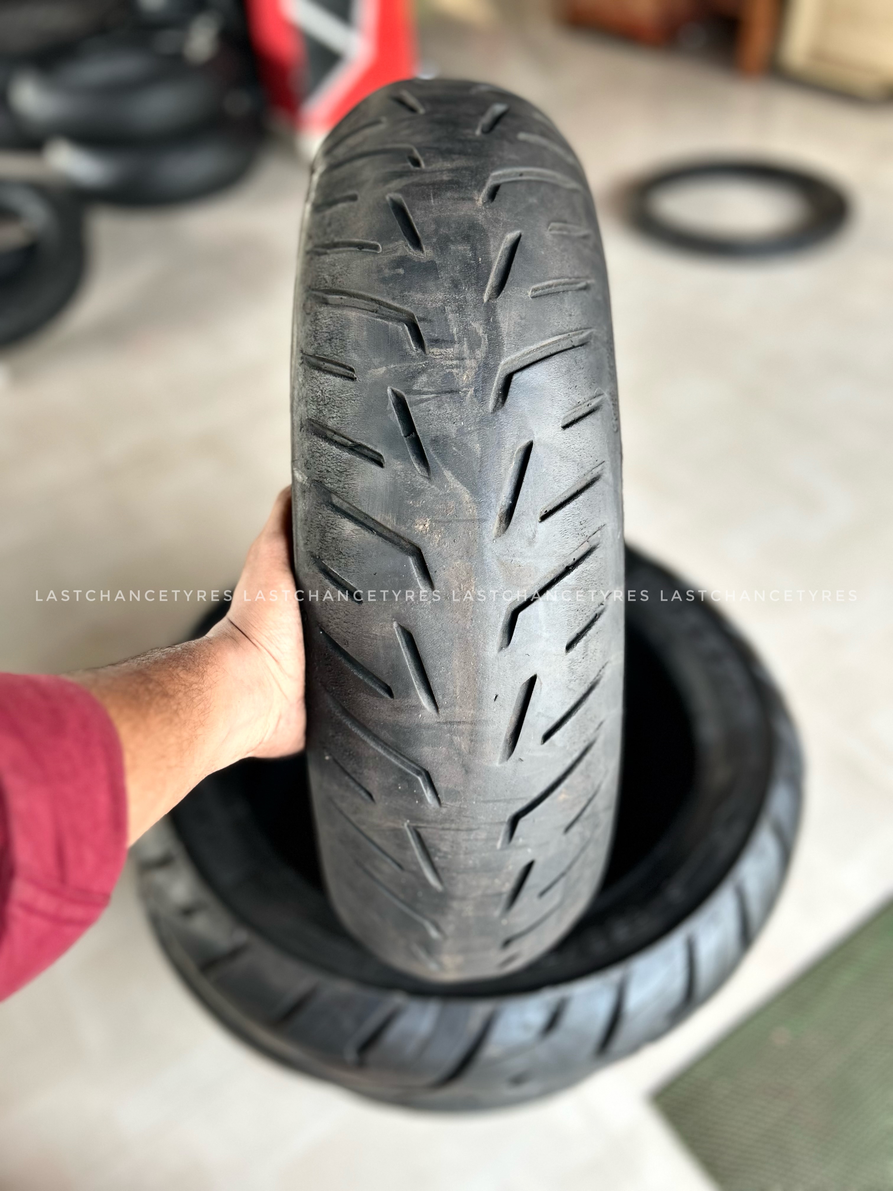 Tyre size 160 SIZE 