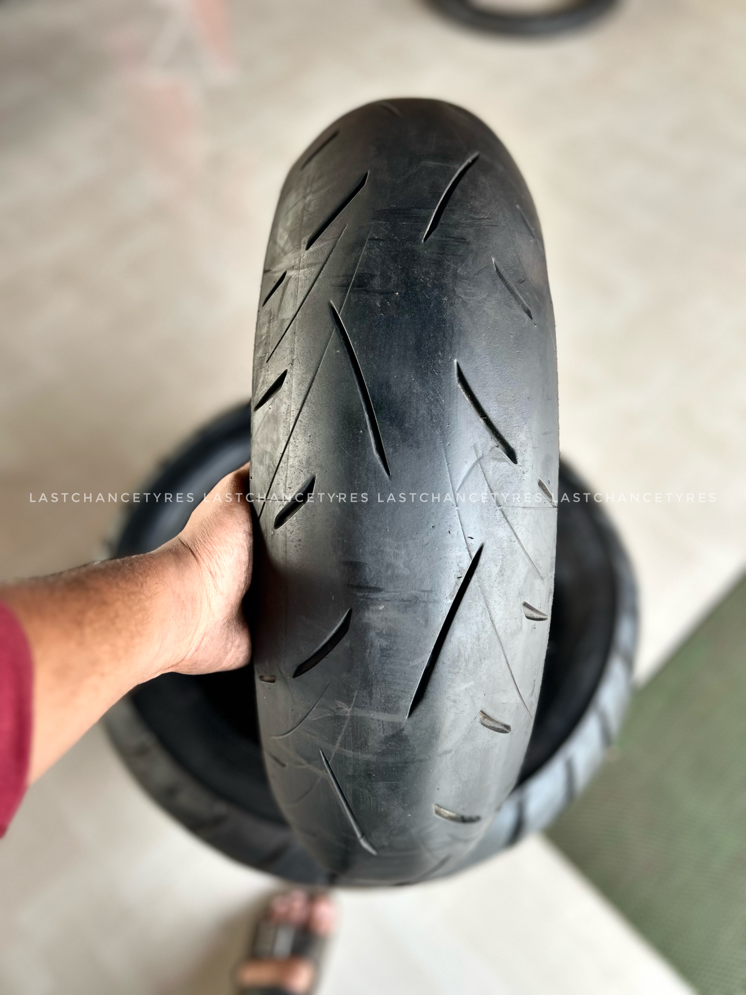 Tyre size 160 SIZE 