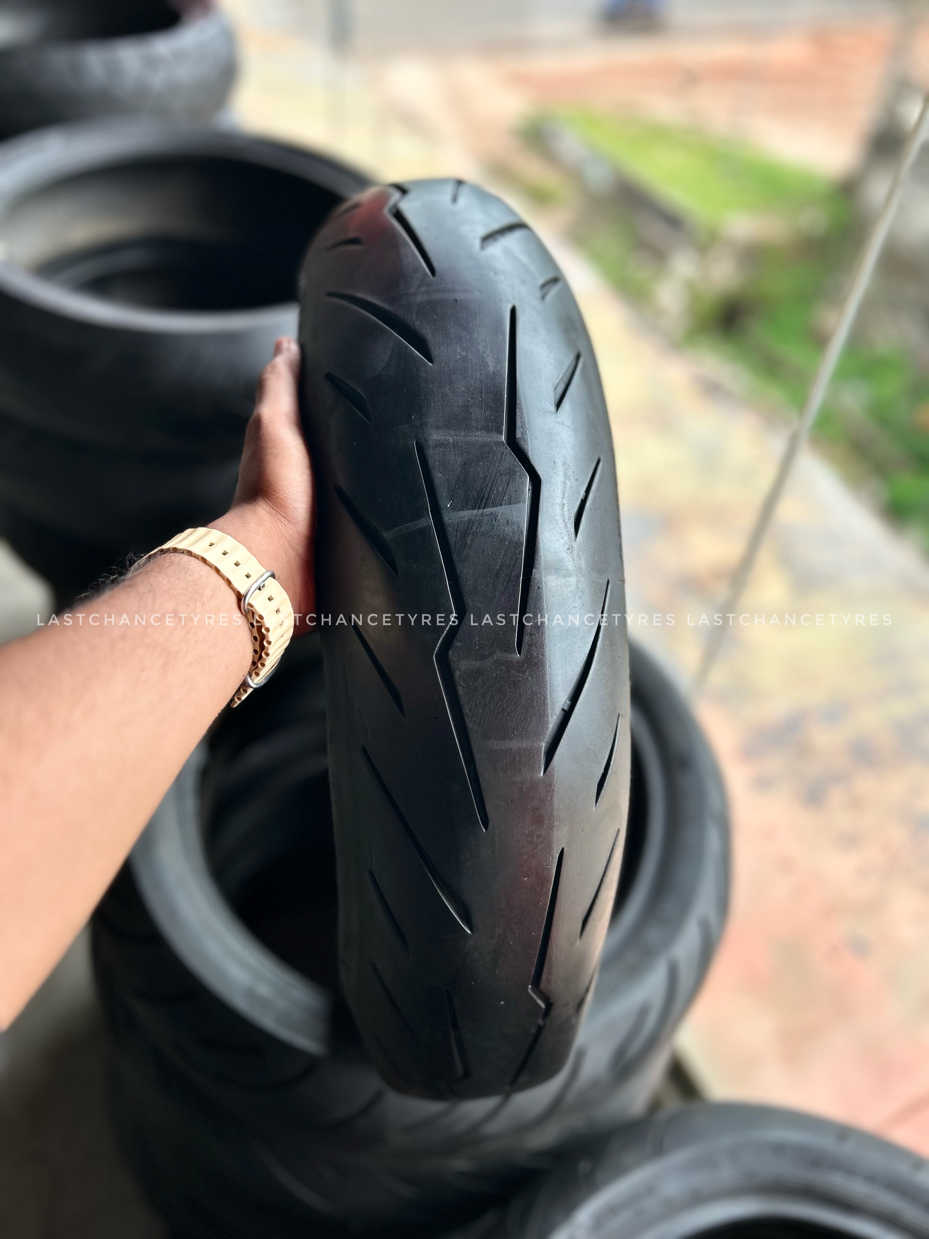 Tyre size 160 SIZE 