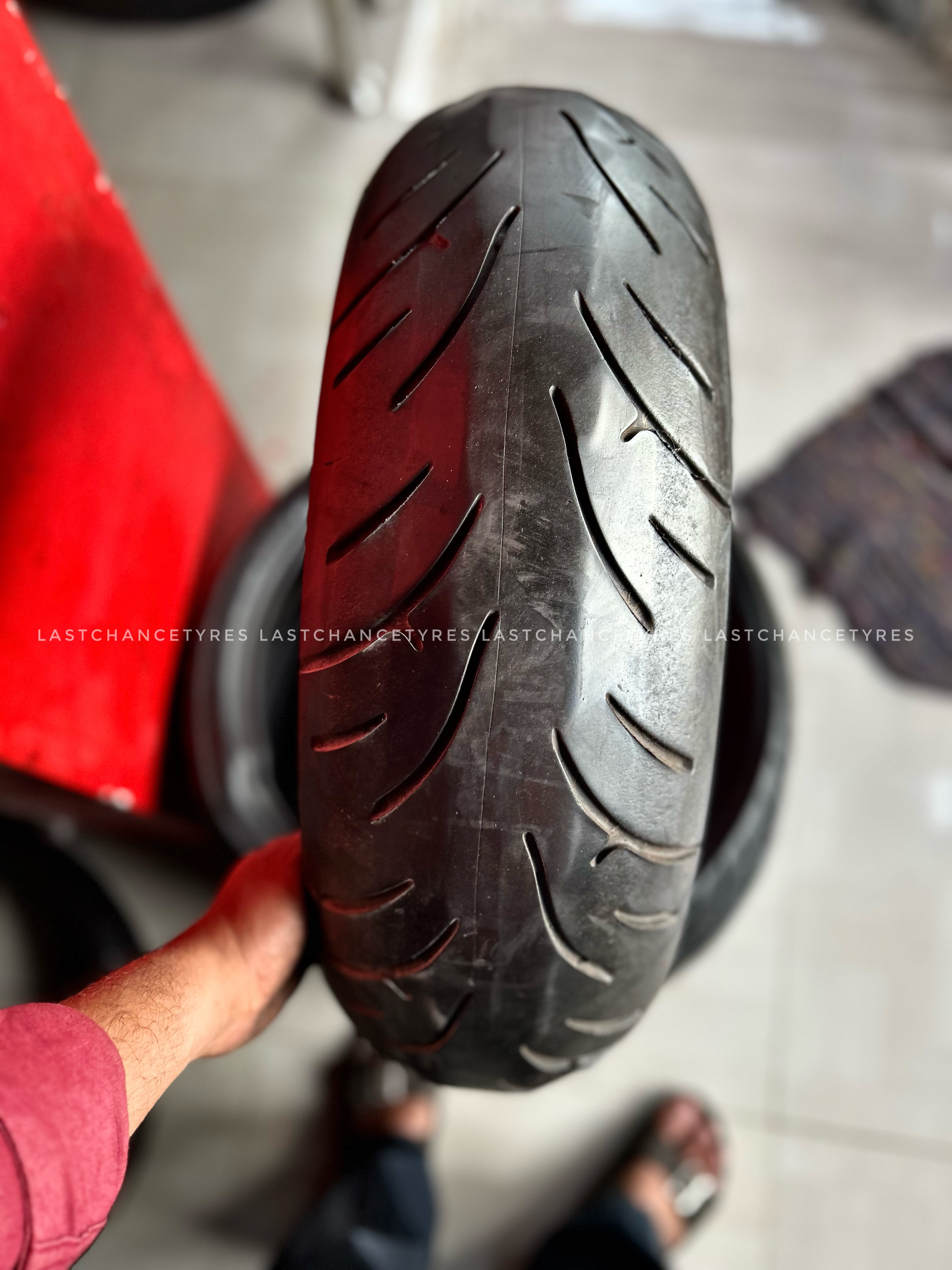 Tyre size 180 SIZE 