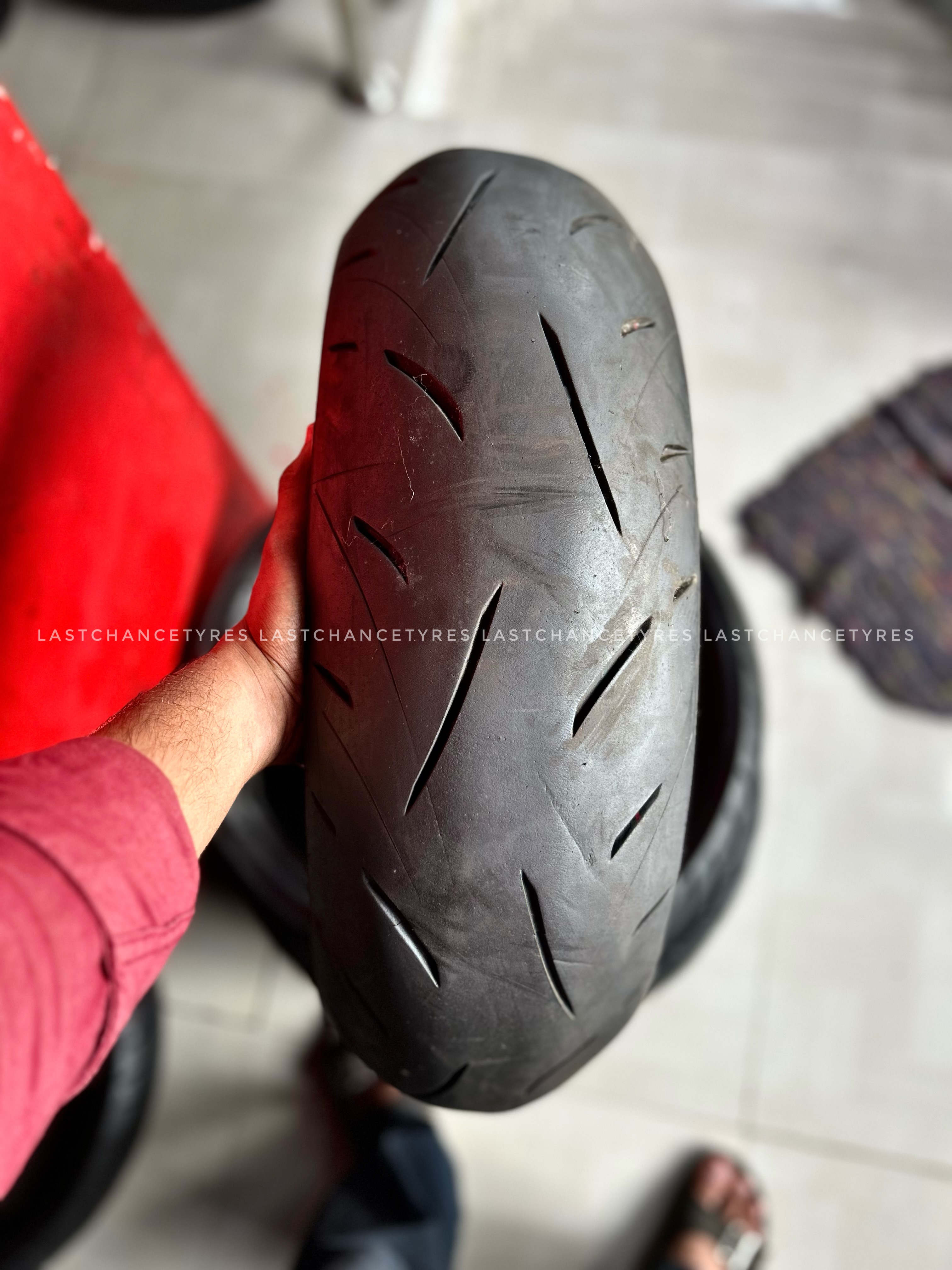 Tyre size 180 SIZE 