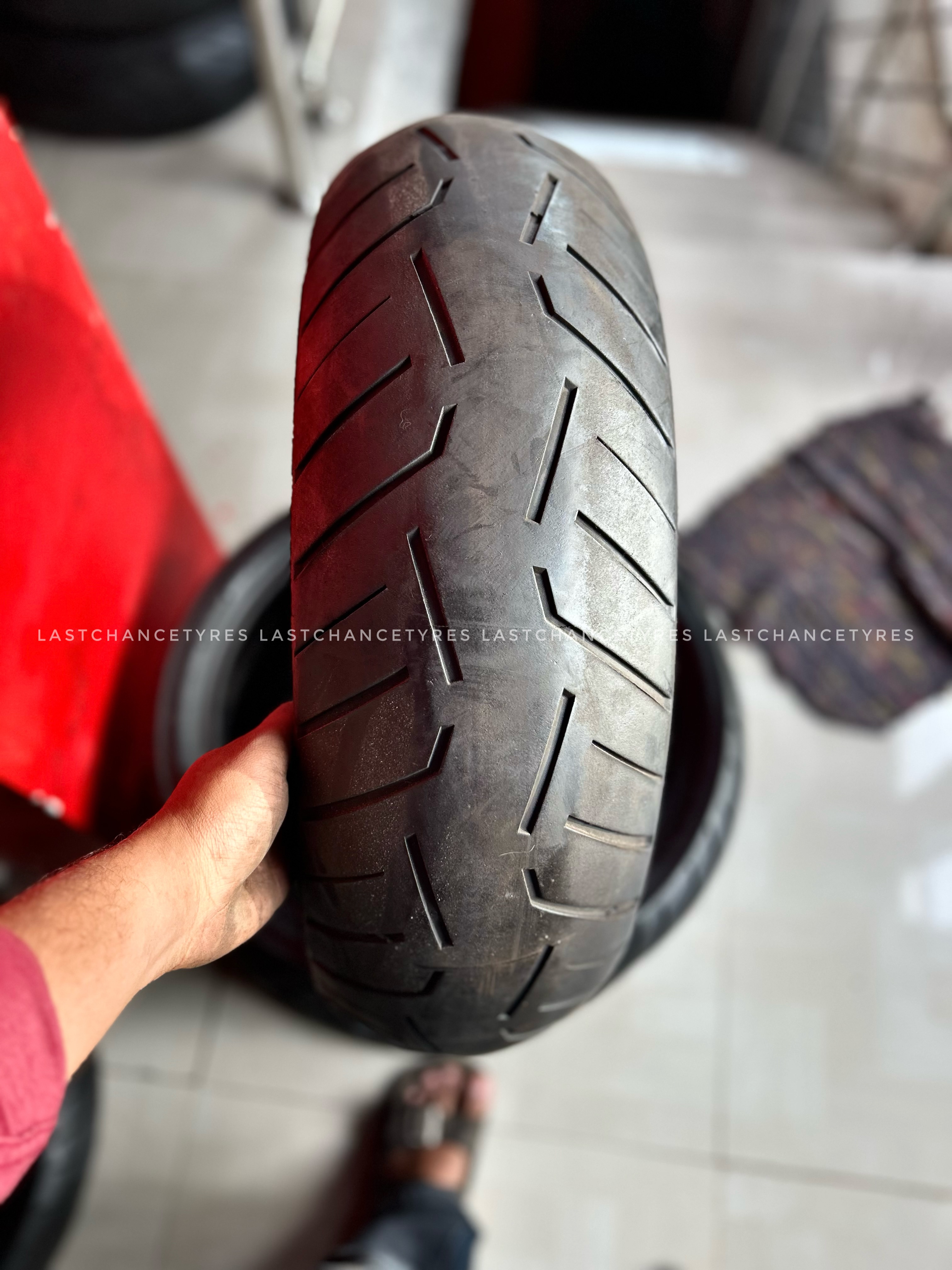 Tyre size 180 SIZE 
