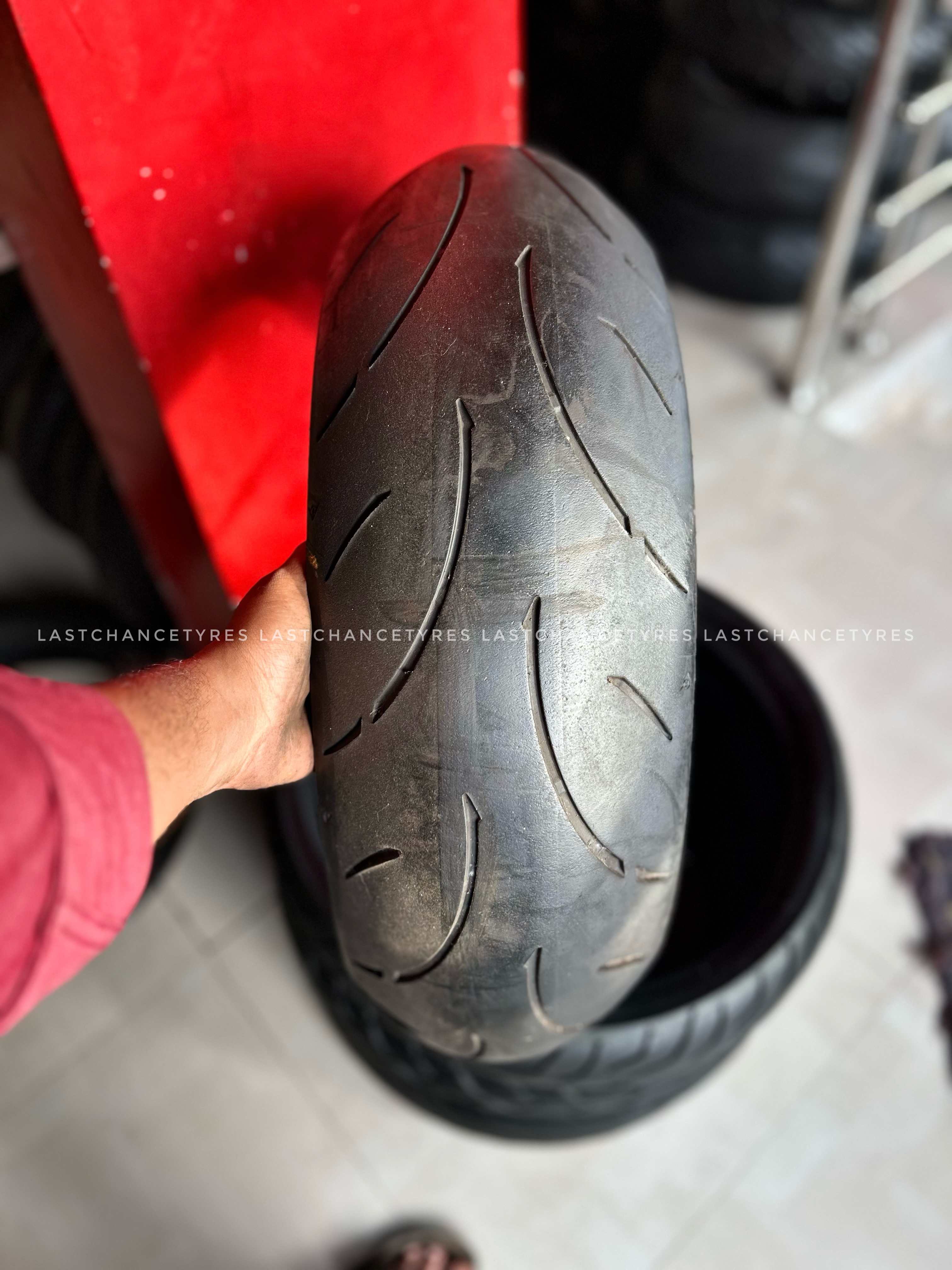 Tyre size 180 SIZE 