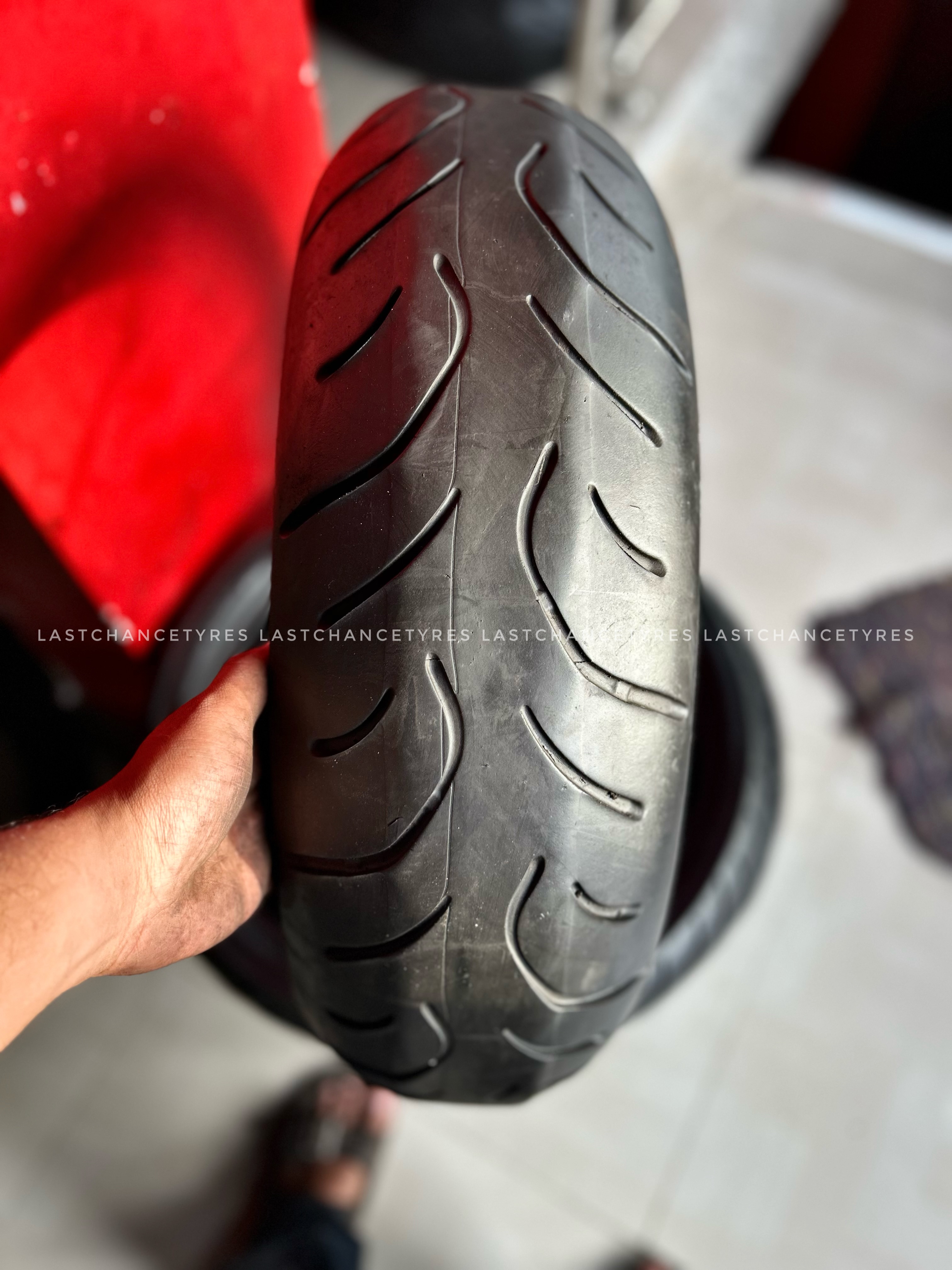 Tyre size 180 SIZE 