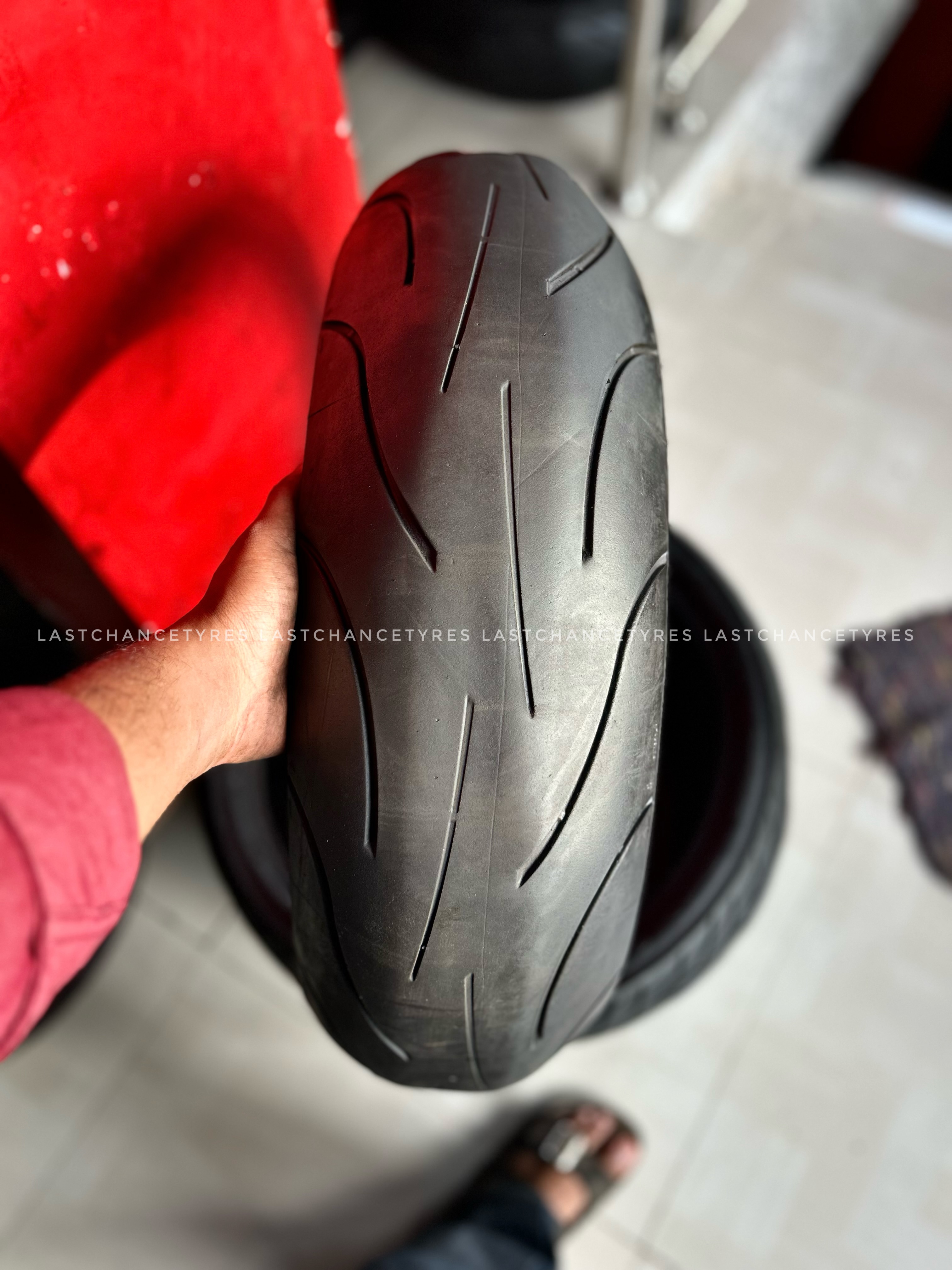 Tyre size 180 SIZE 
