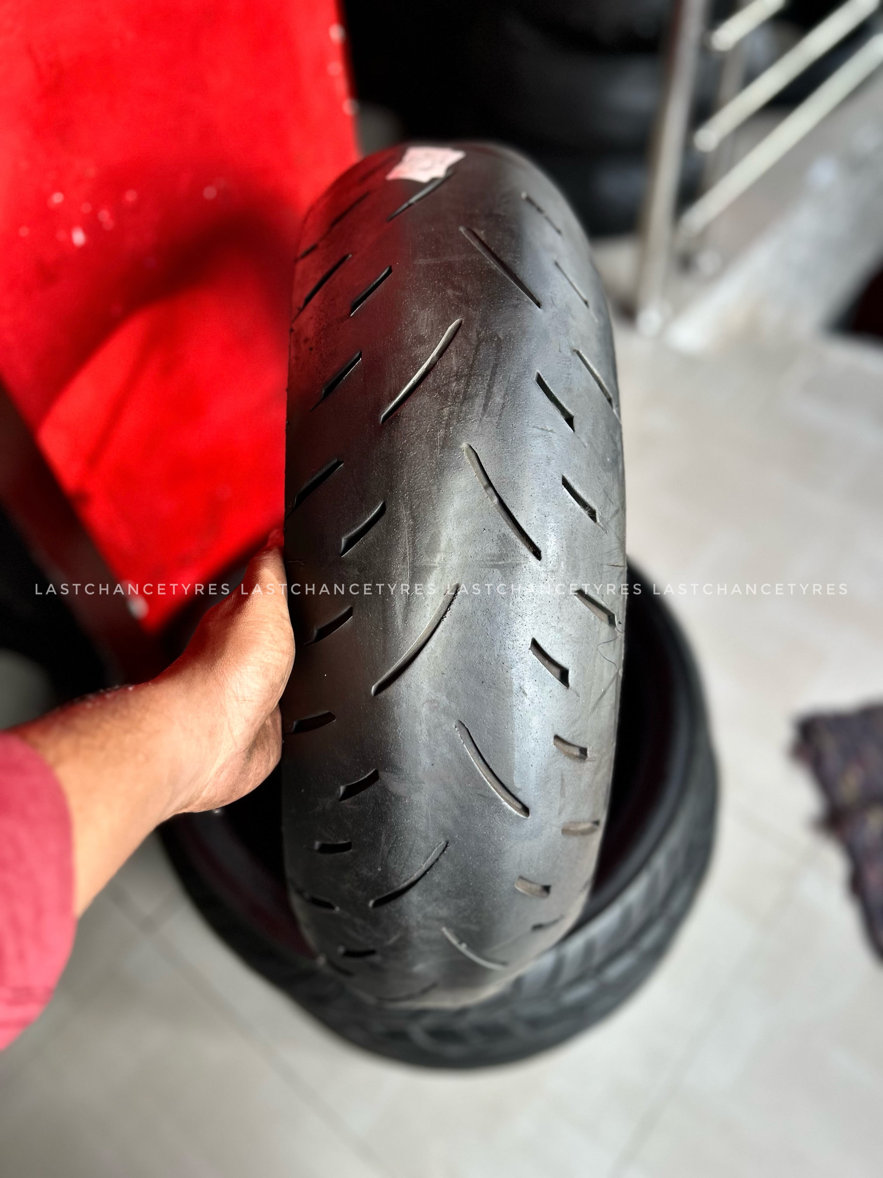 Tyre size 180 SIZE 