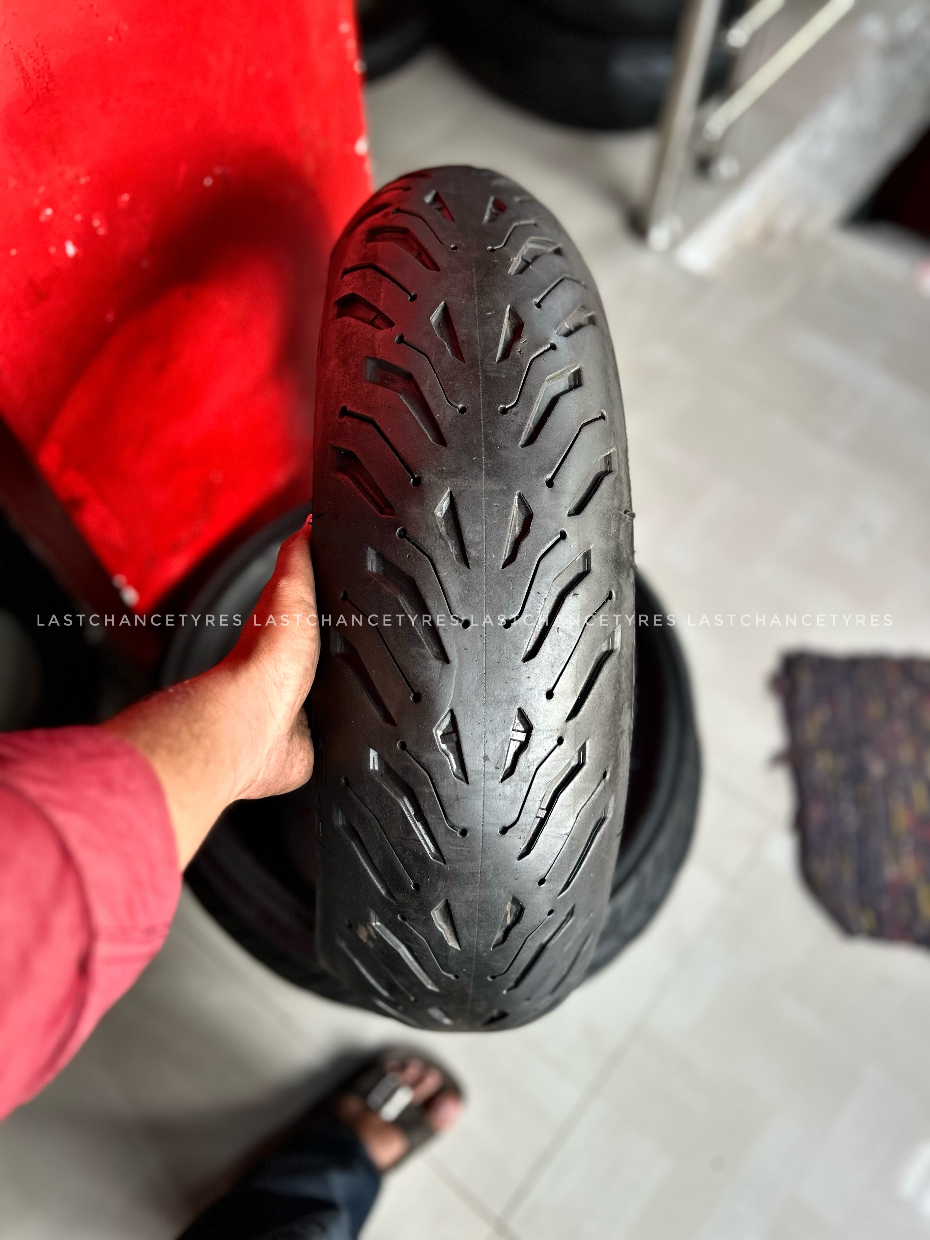 Tyre size 180 SIZE 