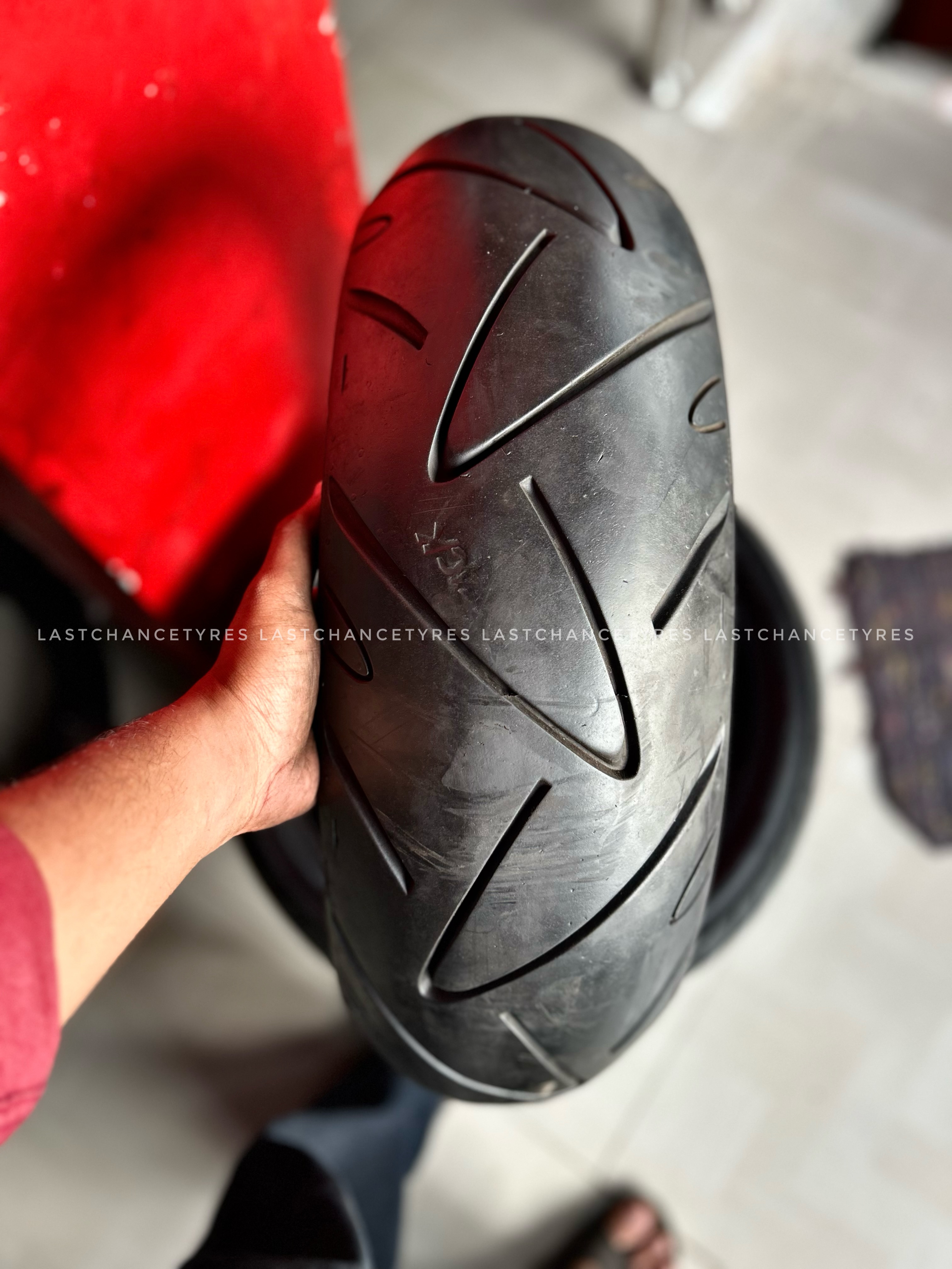 Tyre size 180 SIZE 