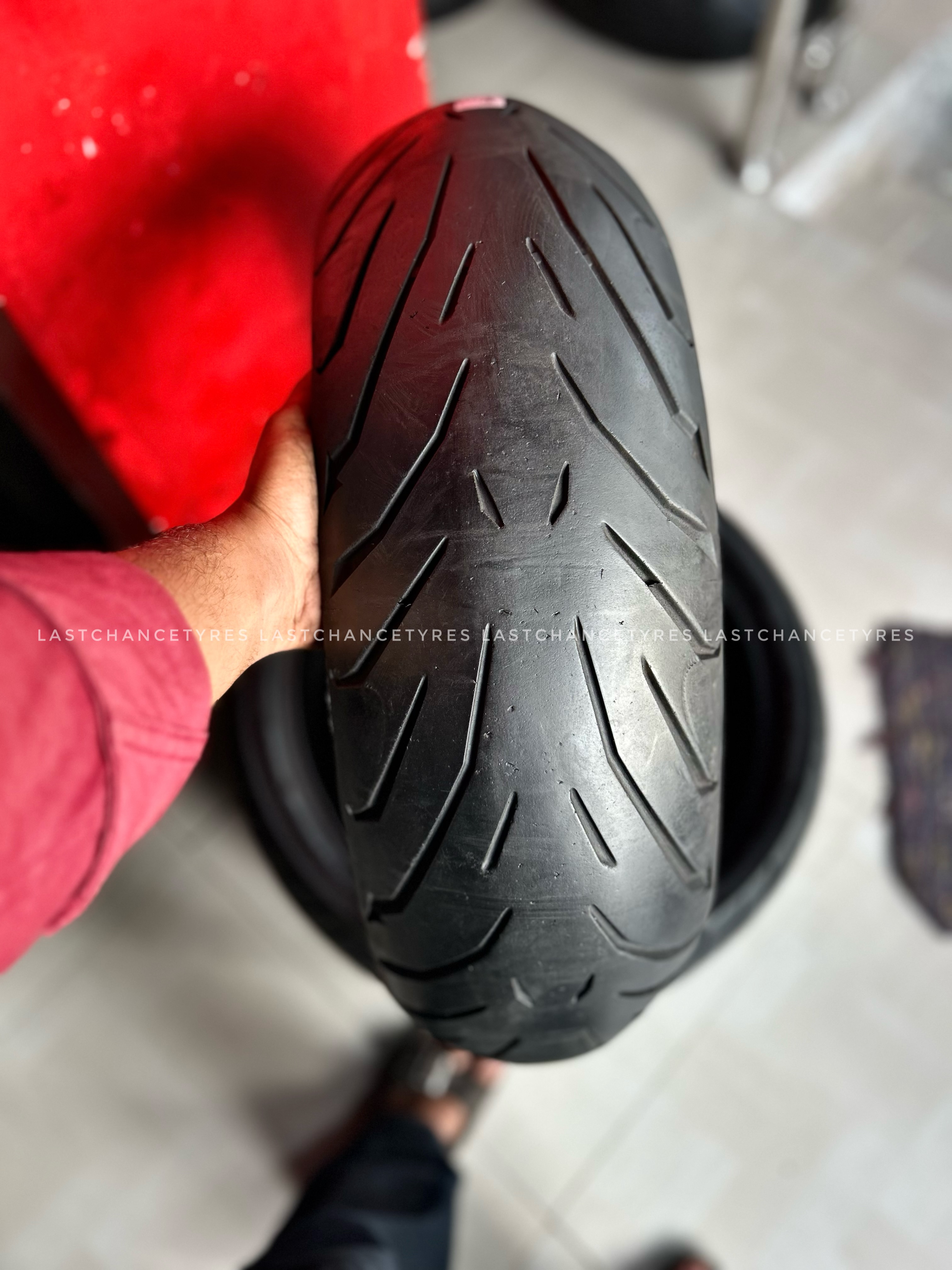 Tyre size 180 SIZE 