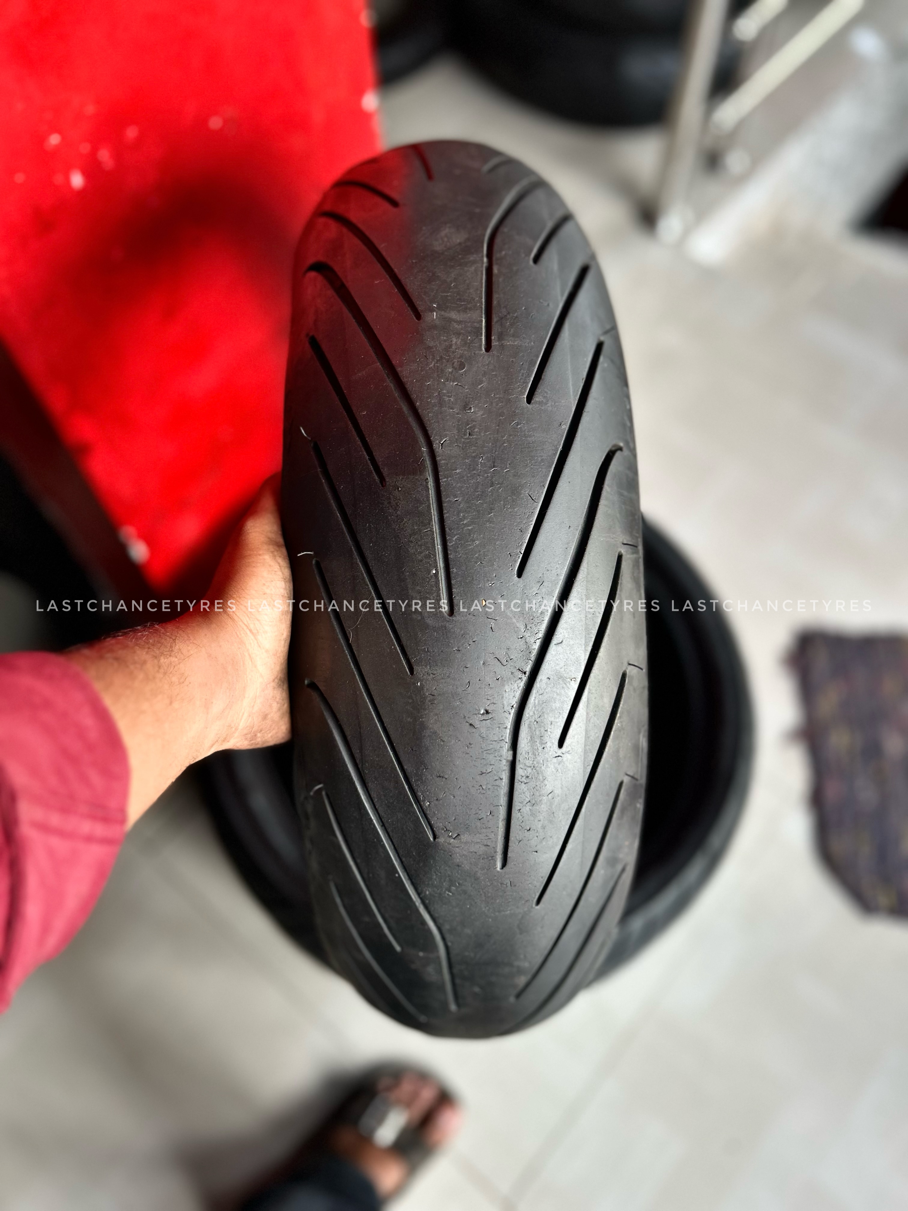 Tyre size 180 SIZE 