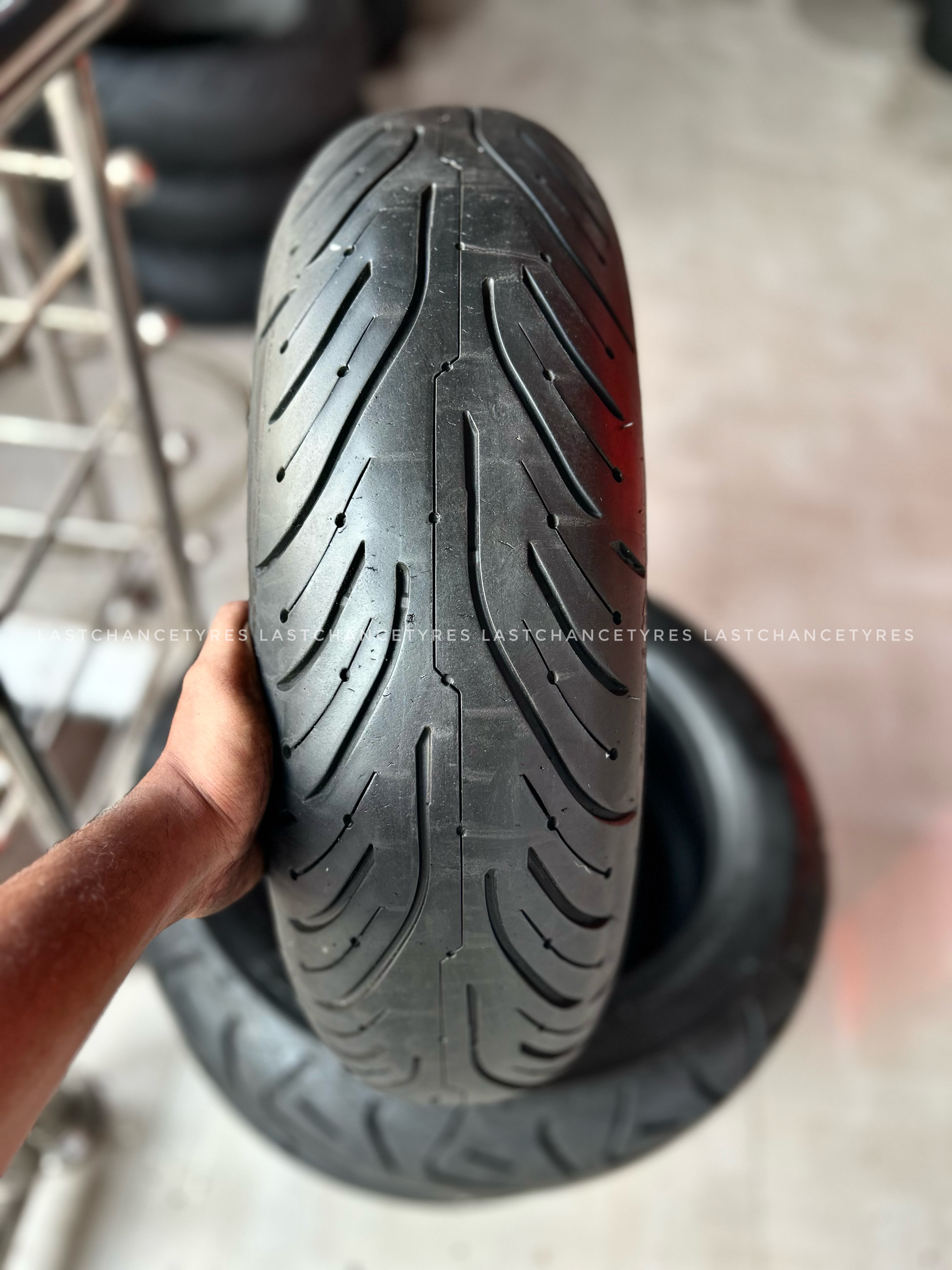 Tyre size 180 SIZE 