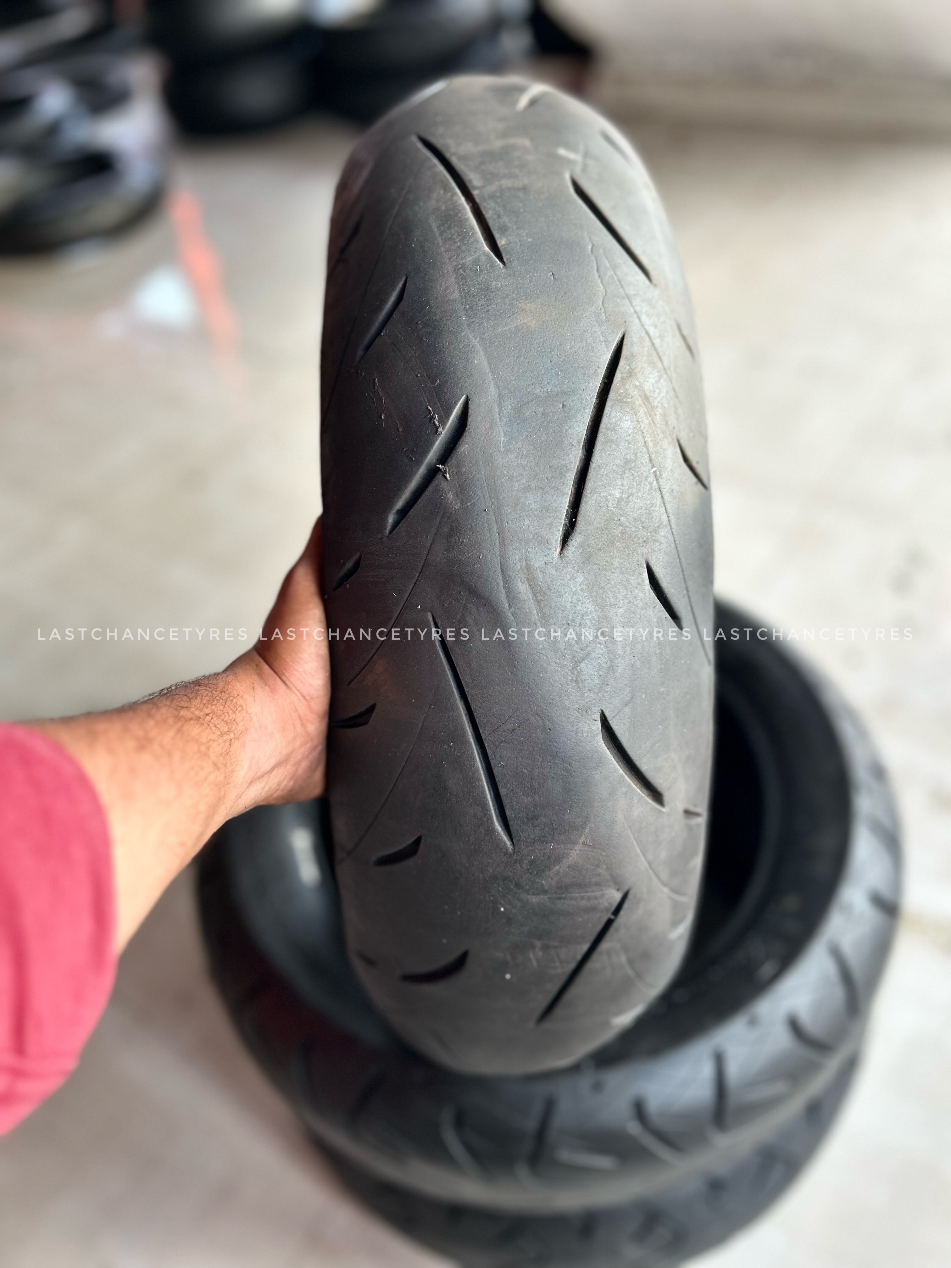 Tyre size 180 SIZE 