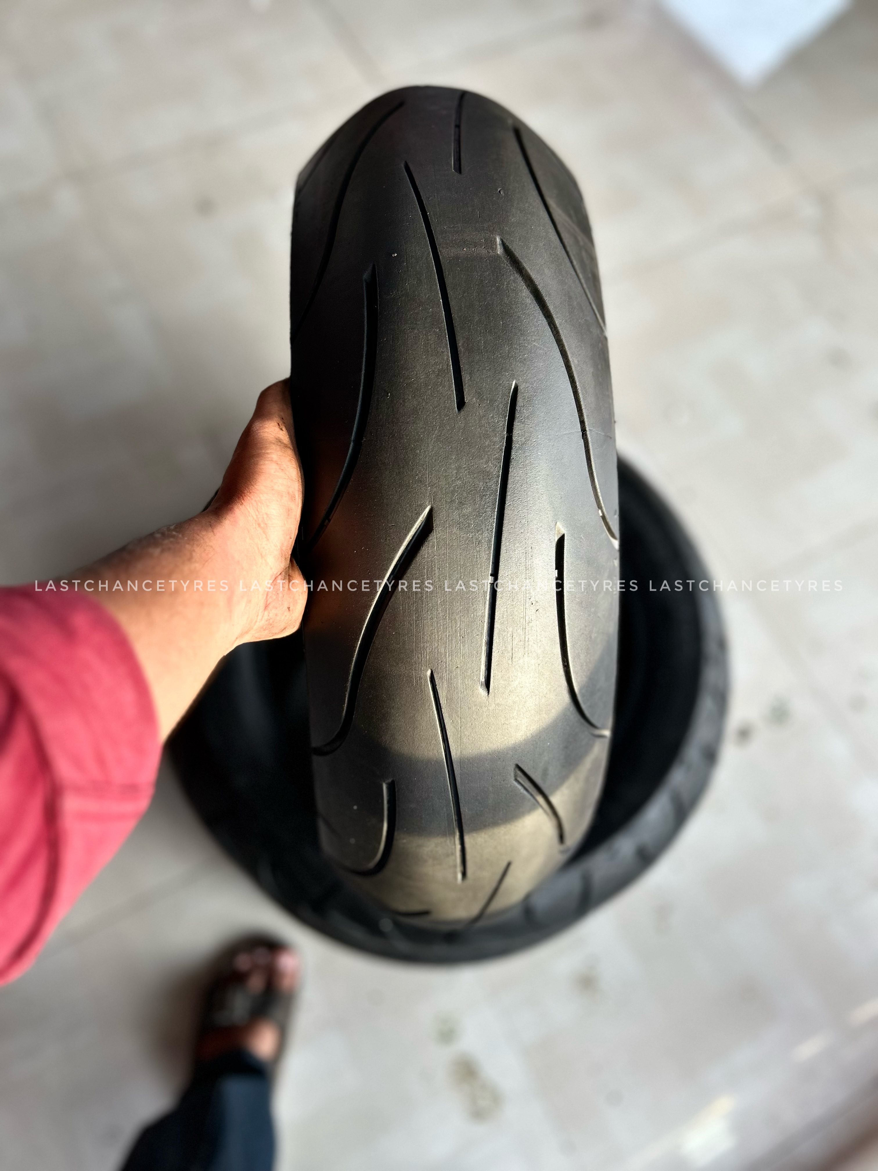 Tyre size 180 SIZE 