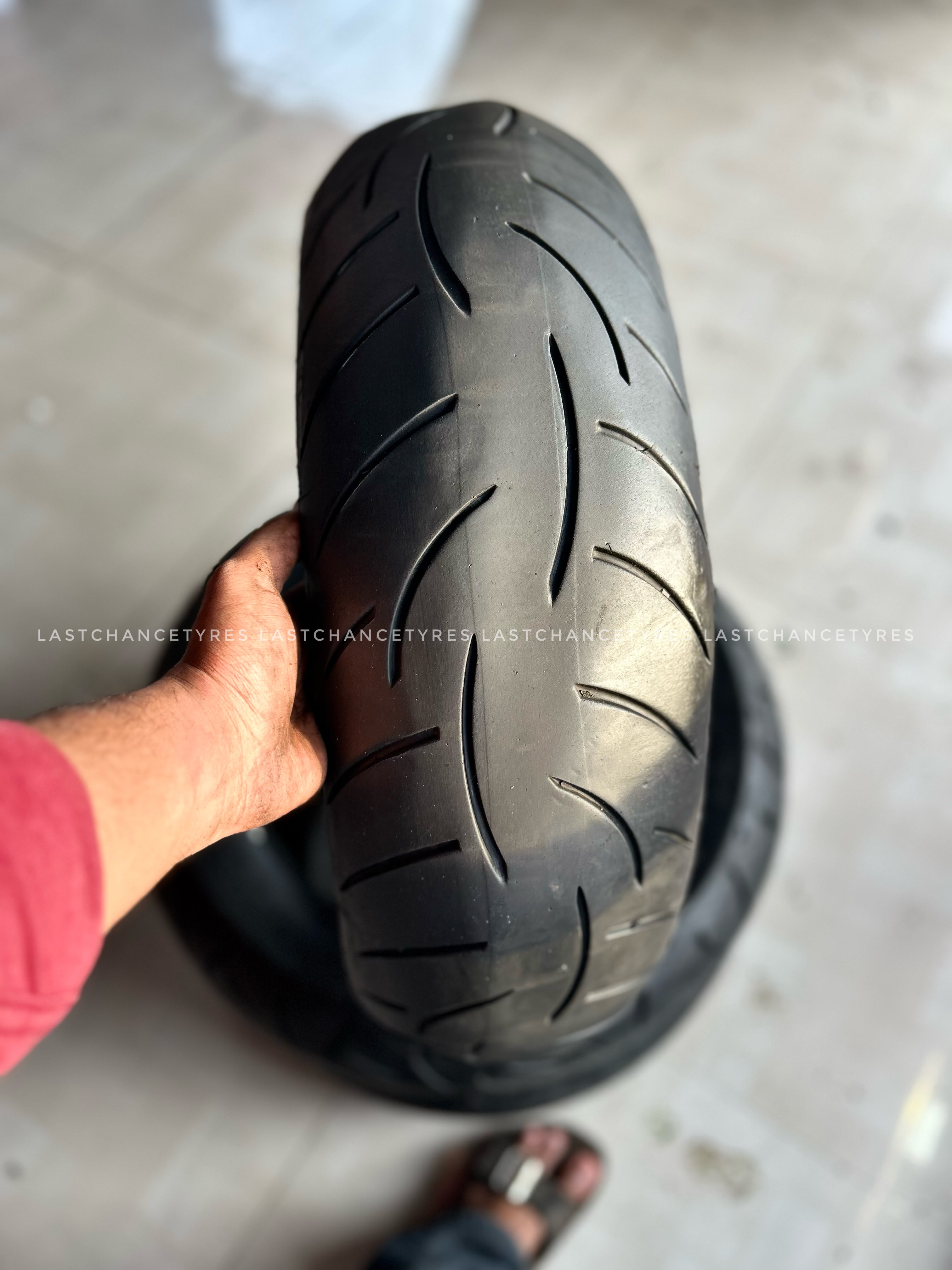 Tyre size 180 SIZE 