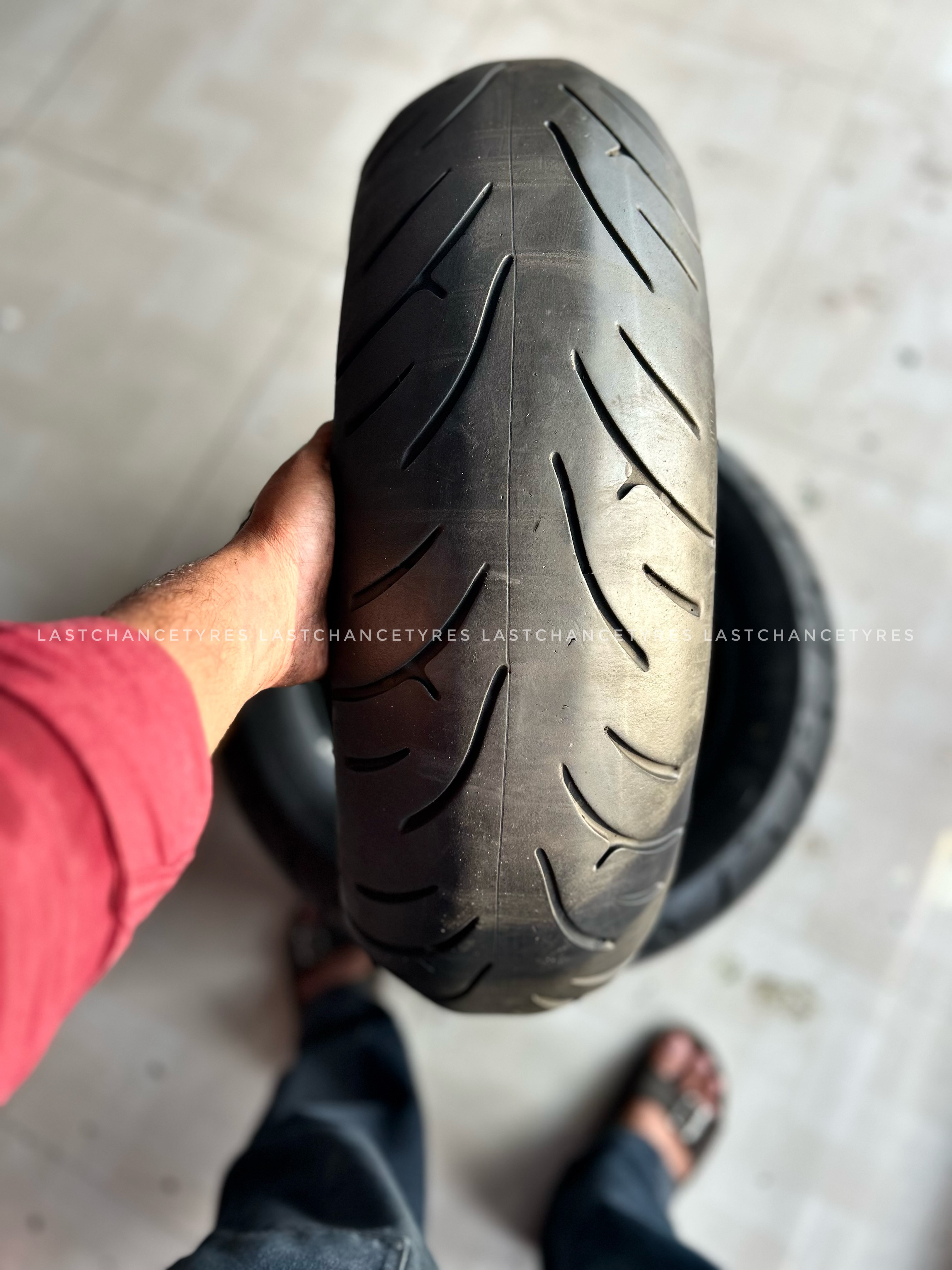Tyre size 180 SIZE 