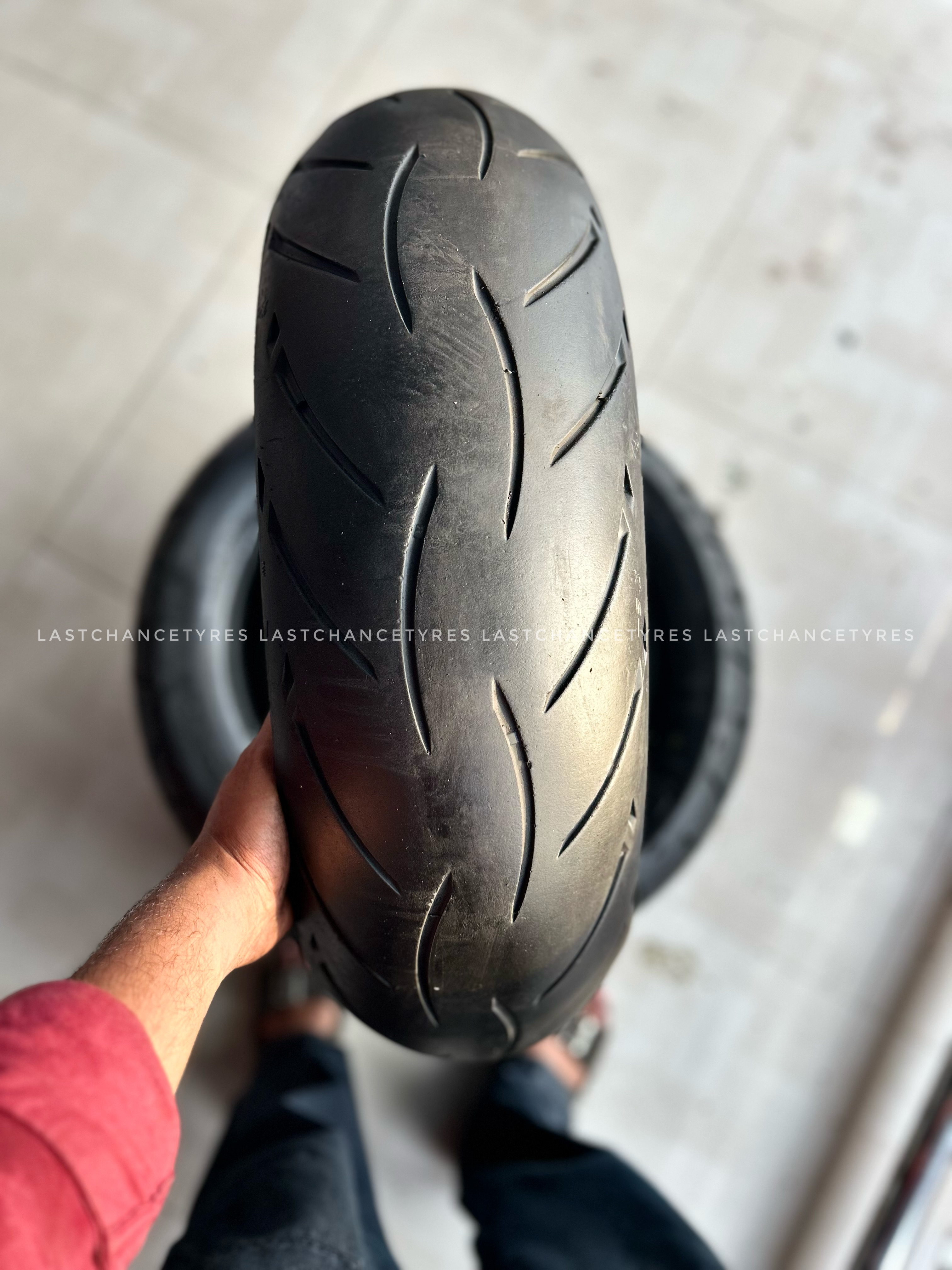 Tyre size 180 SIZE 
