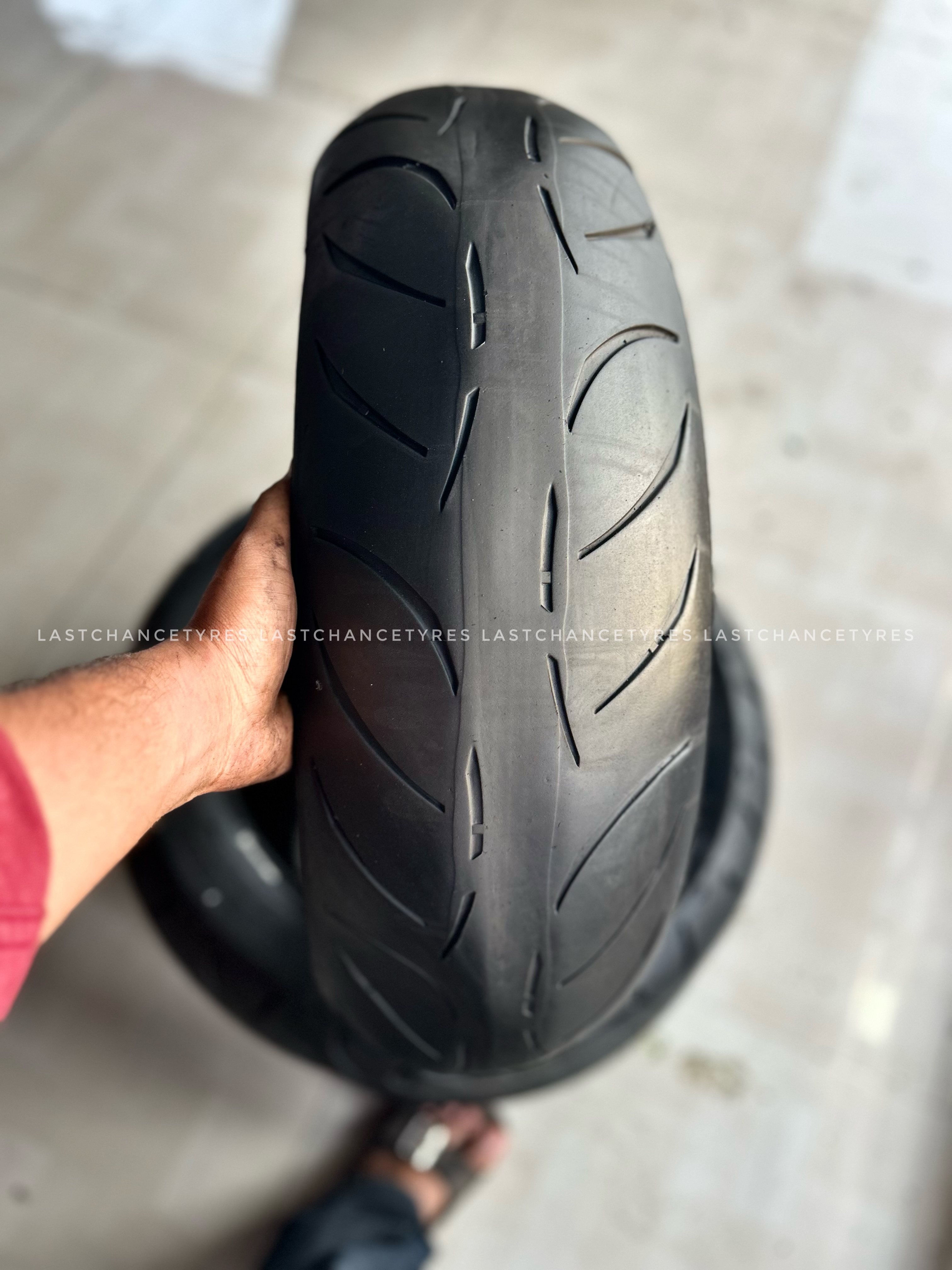 Tyre size 190 SIZE 