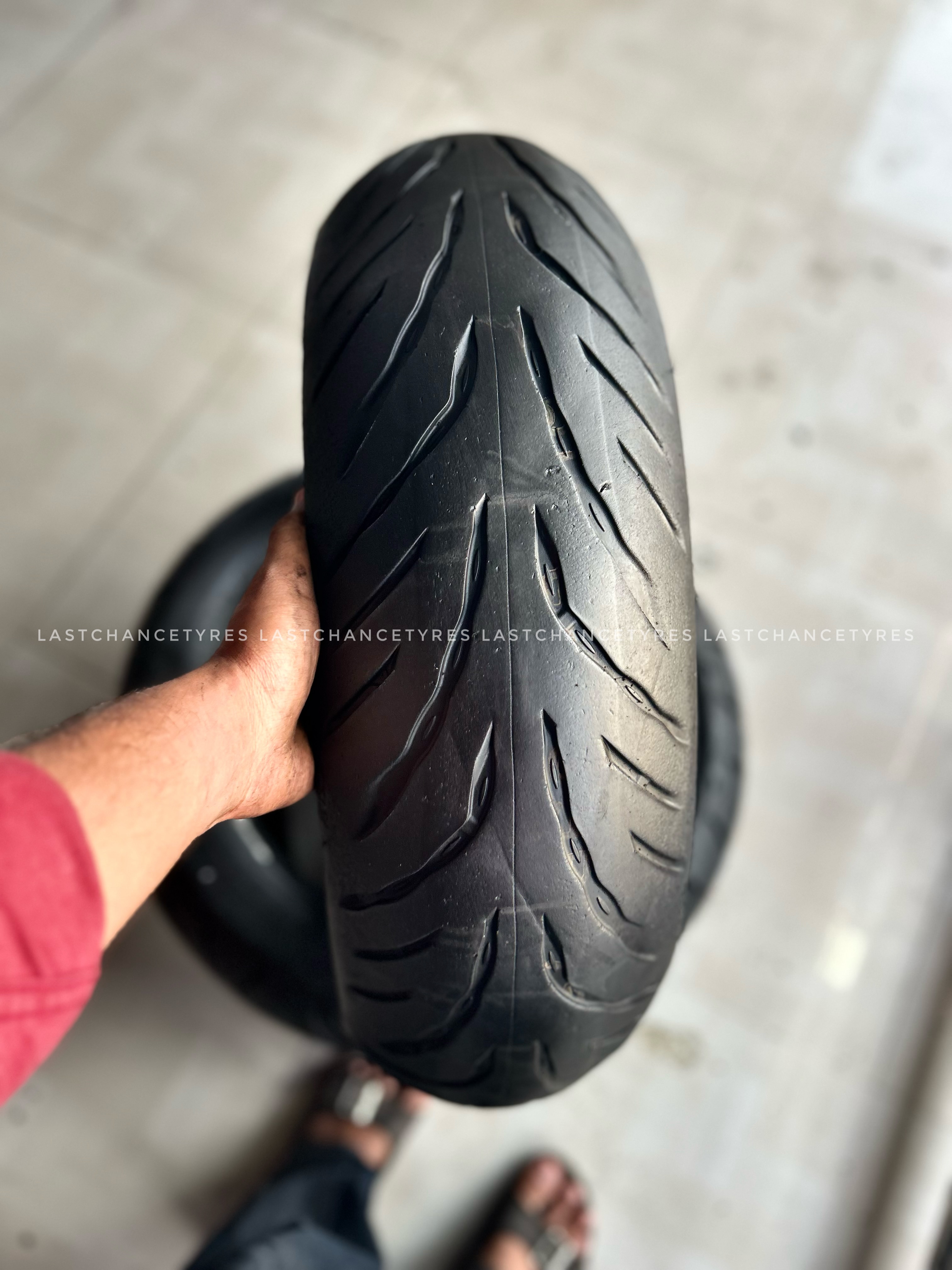 Tyre size 190 SIZE 