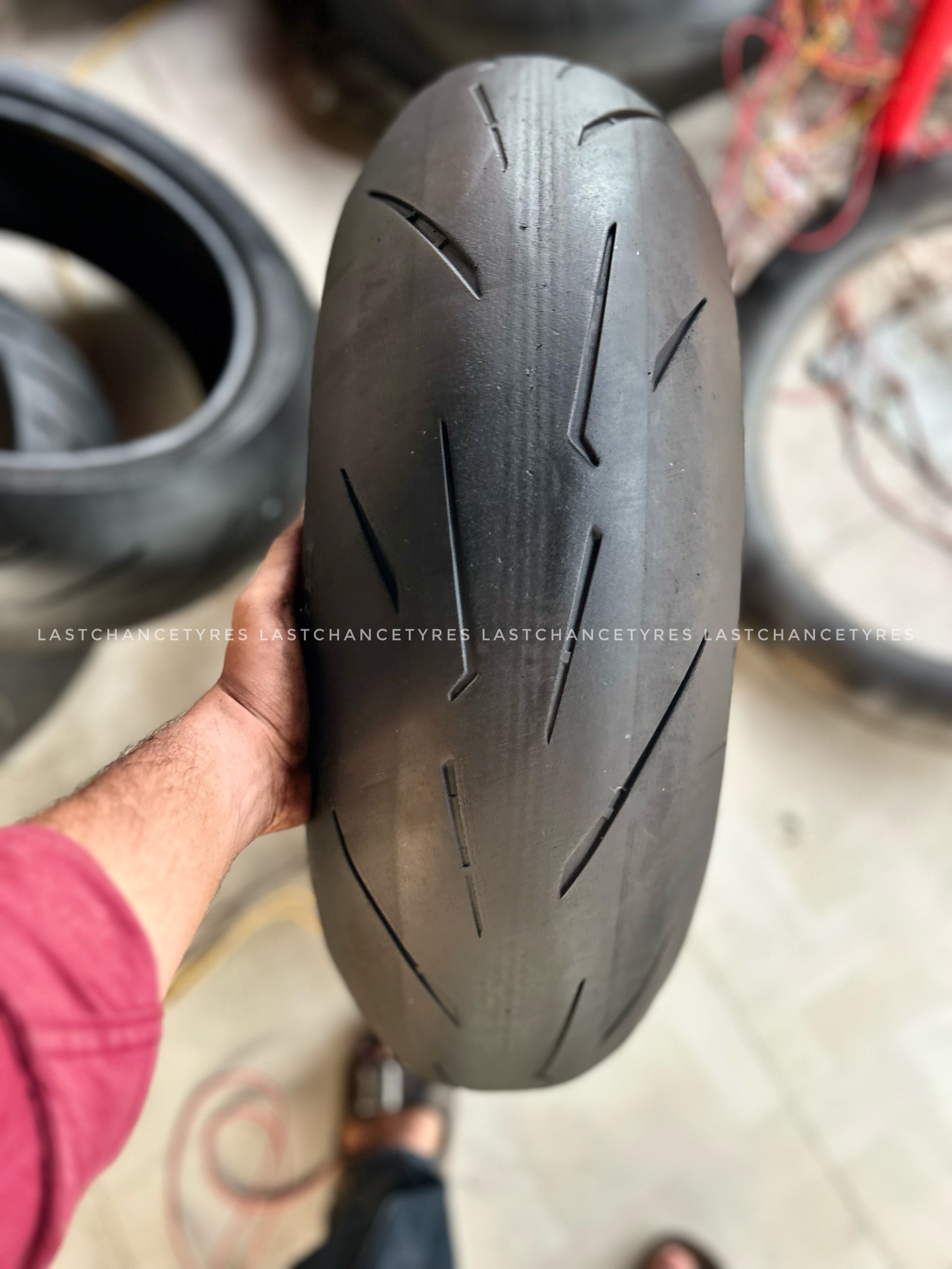 Tyre size 190 SIZE 