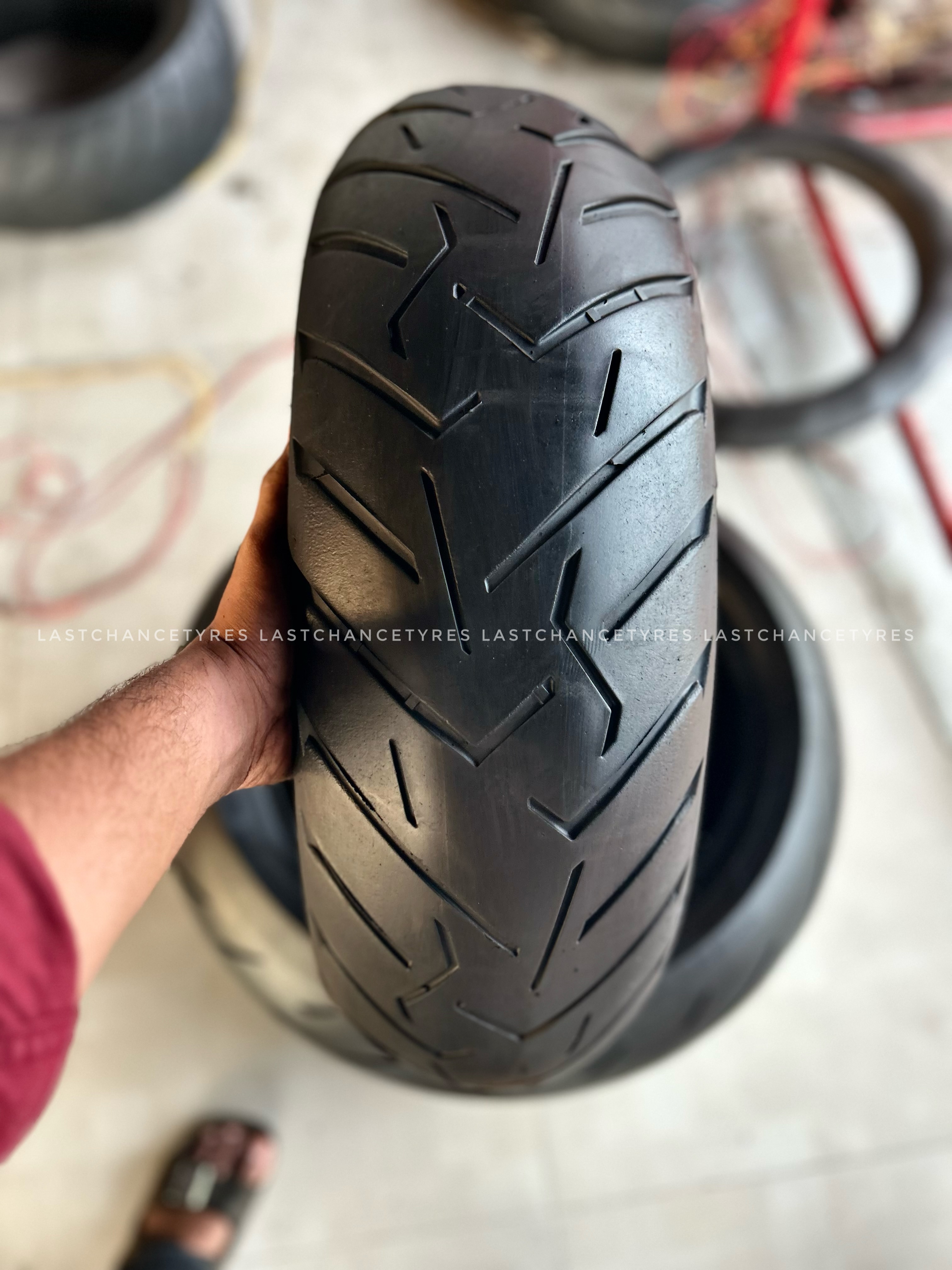 Tyre size 190 SIZE 