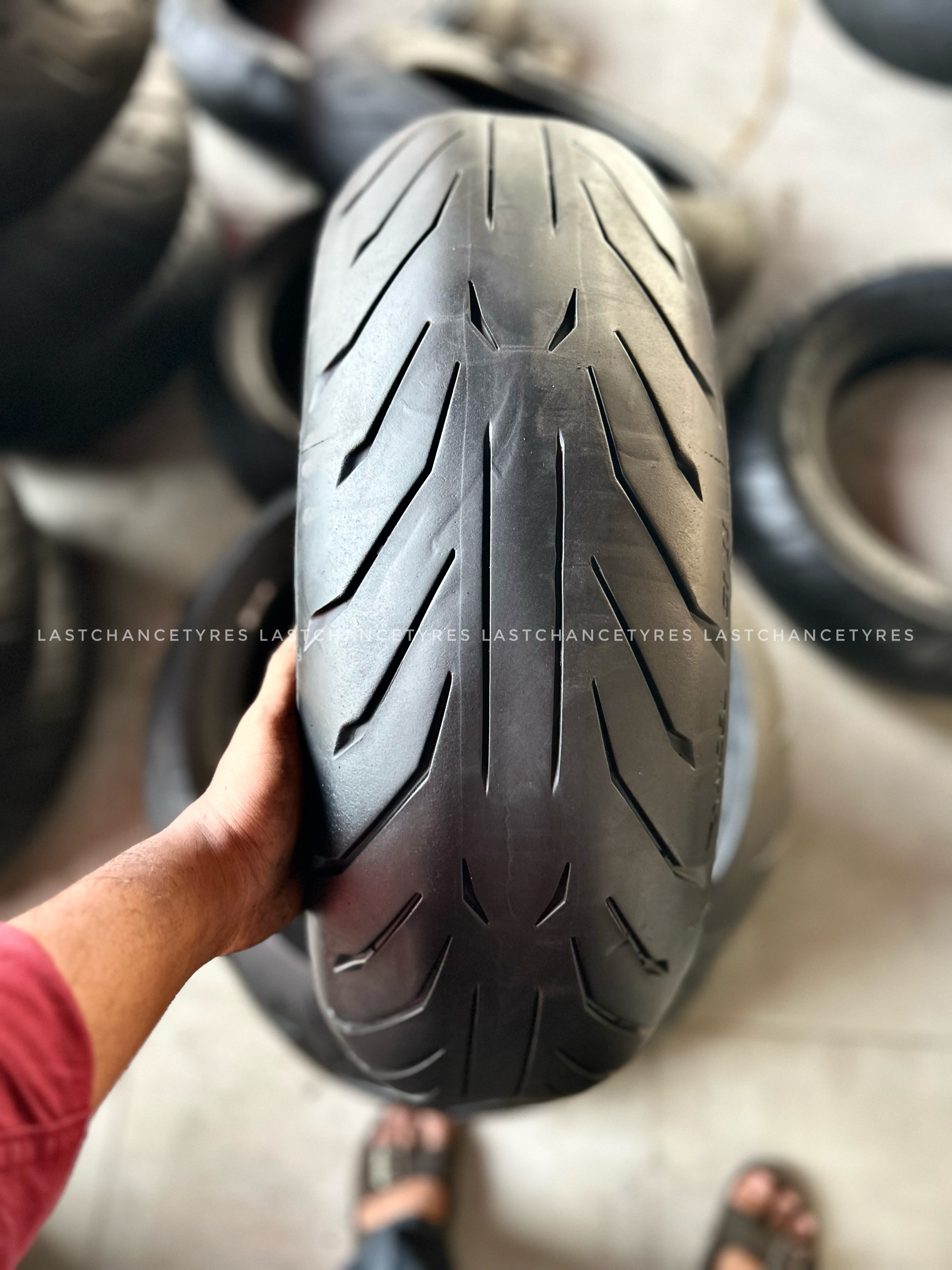 Tyre size 190 SIZE 