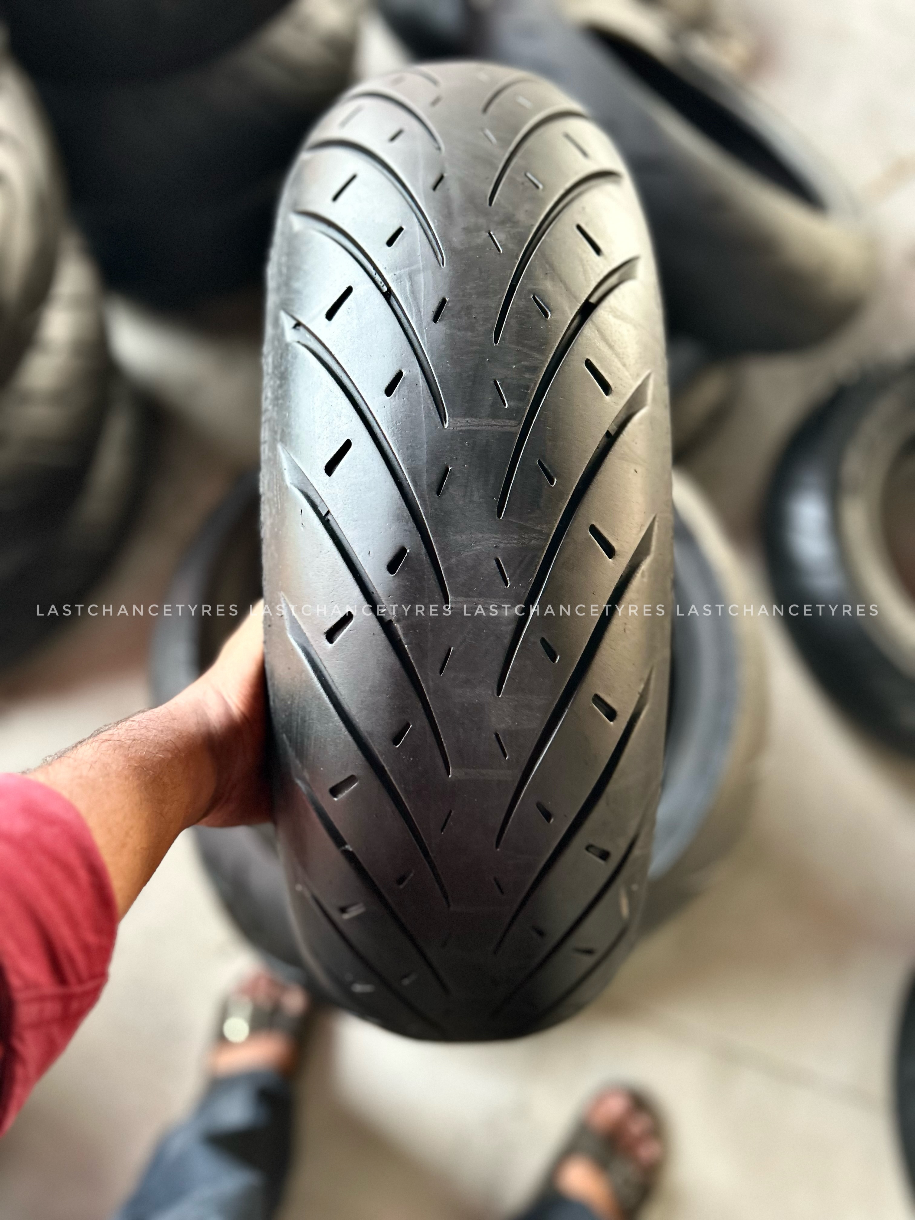 Tyre size 190 SIZE 