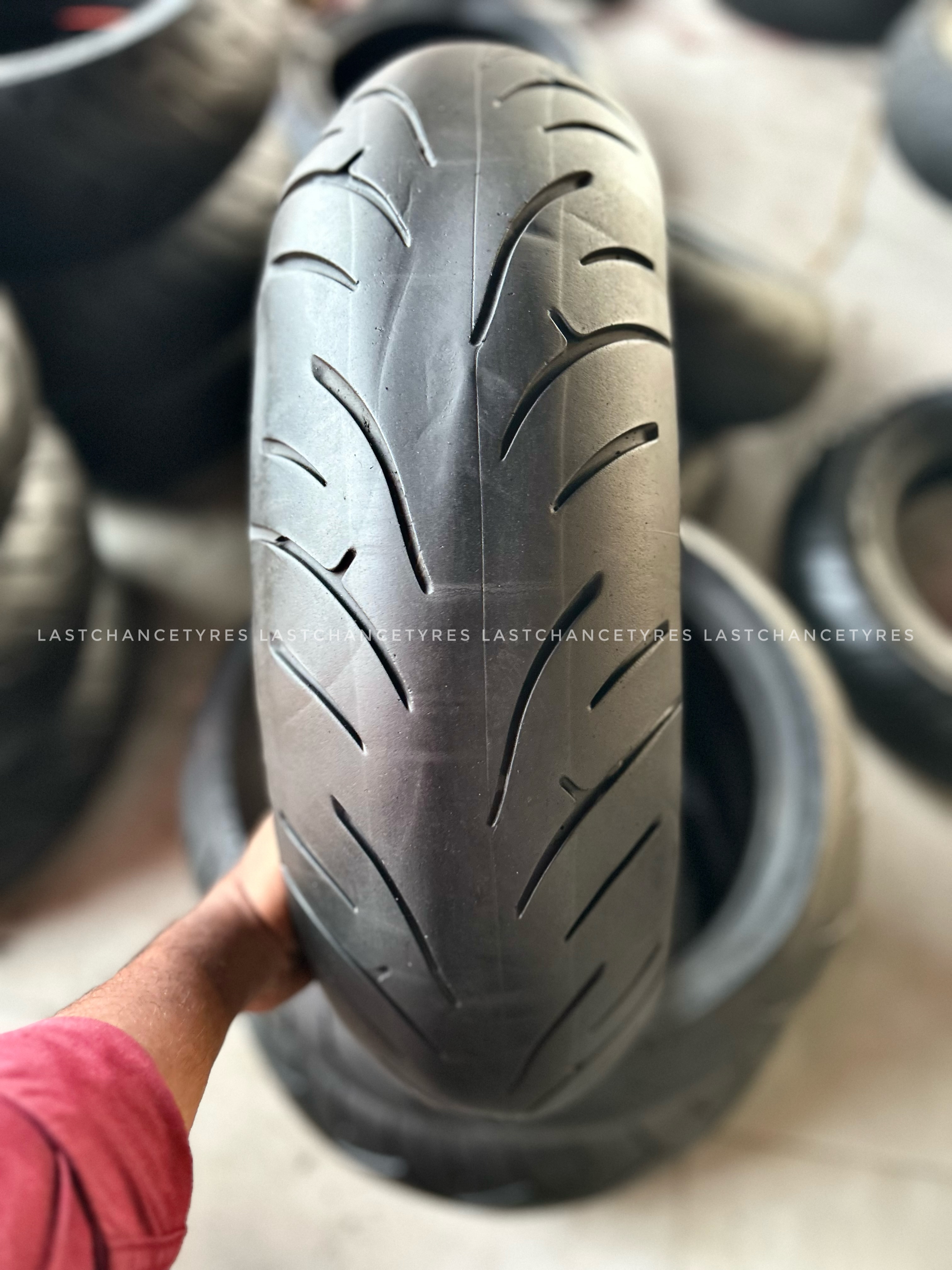 Tyre size 190 SIZE 