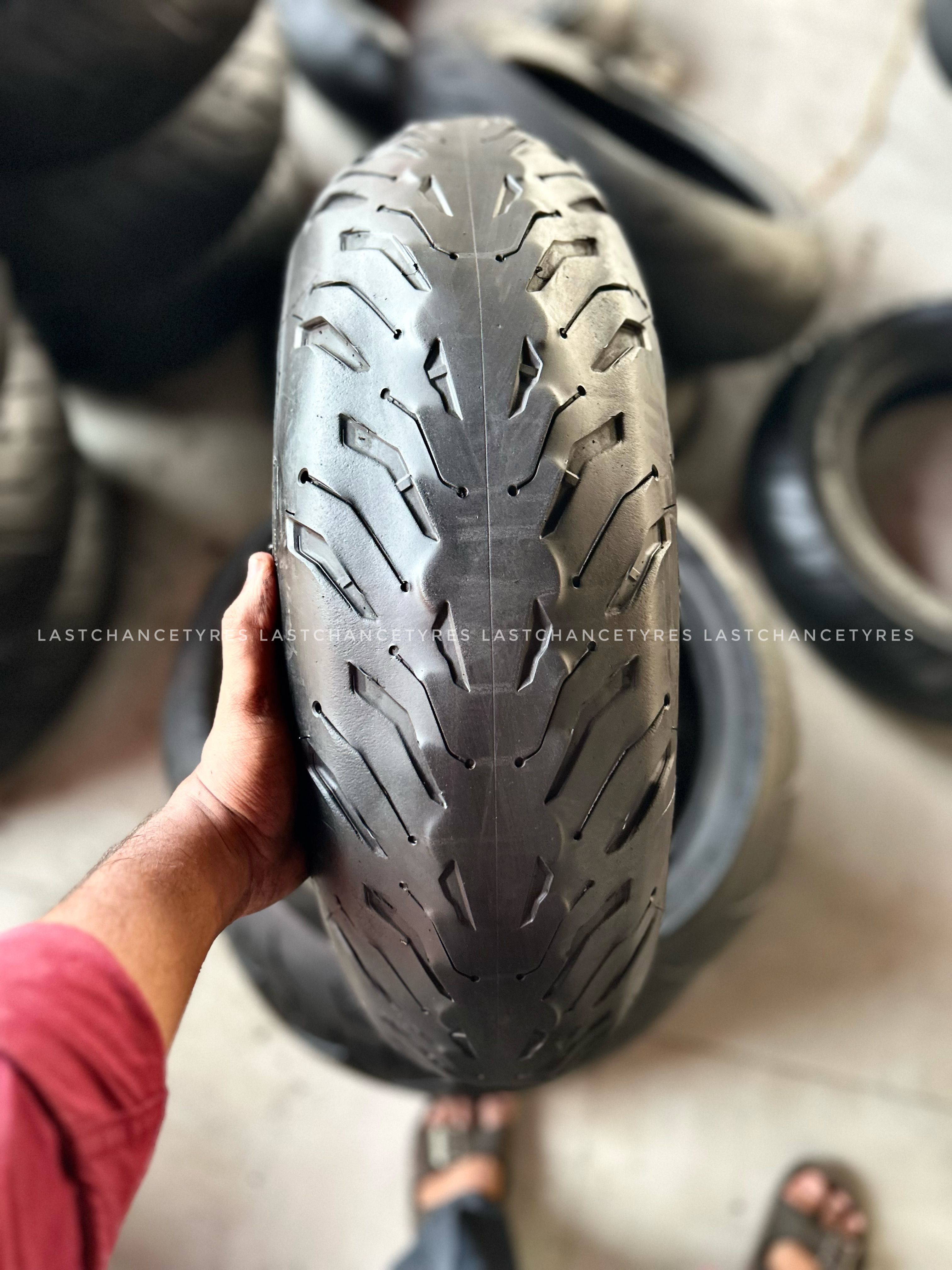 Tyre size 190 SIZE 