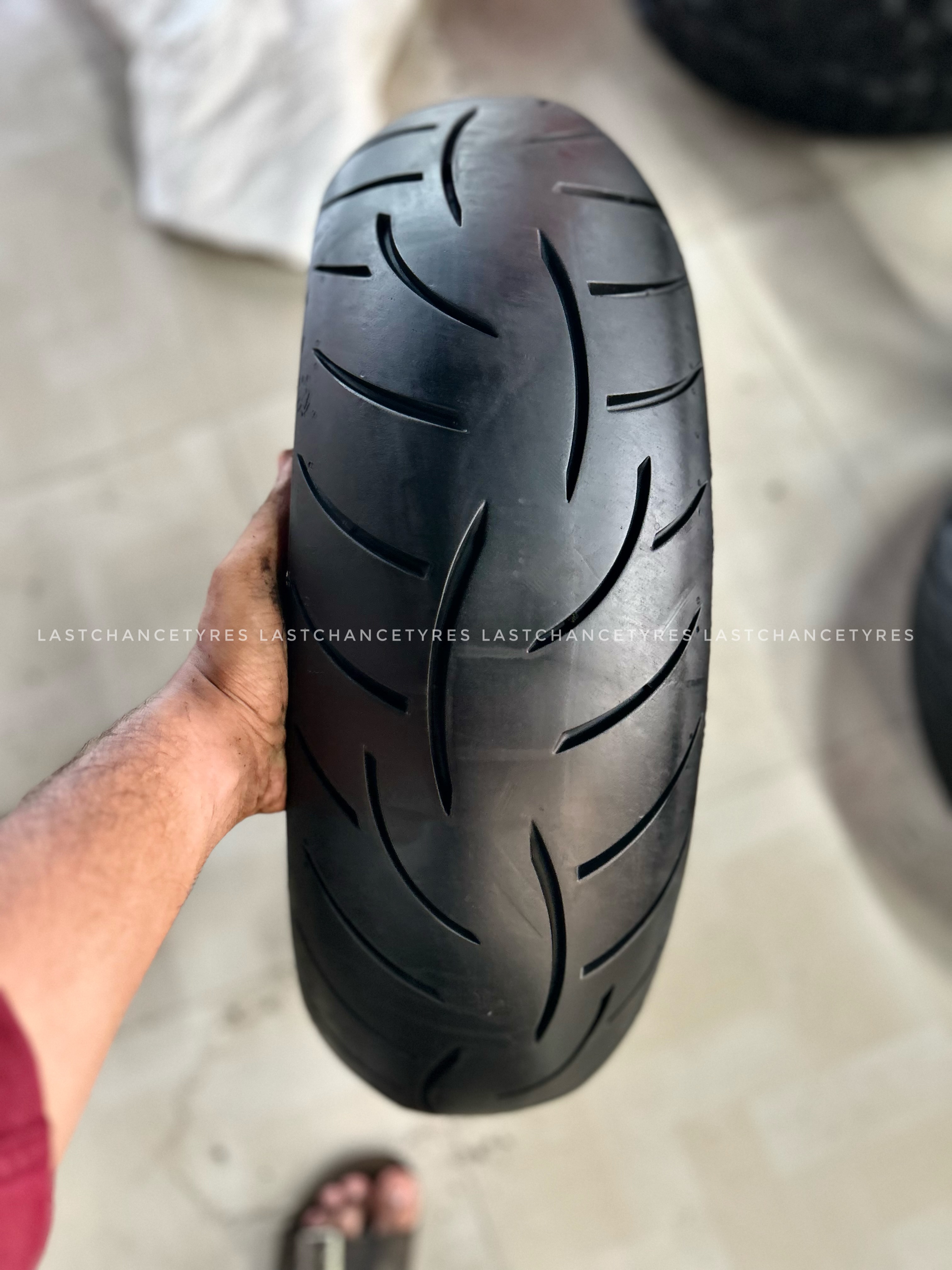 Tyre size 190 SIZE 