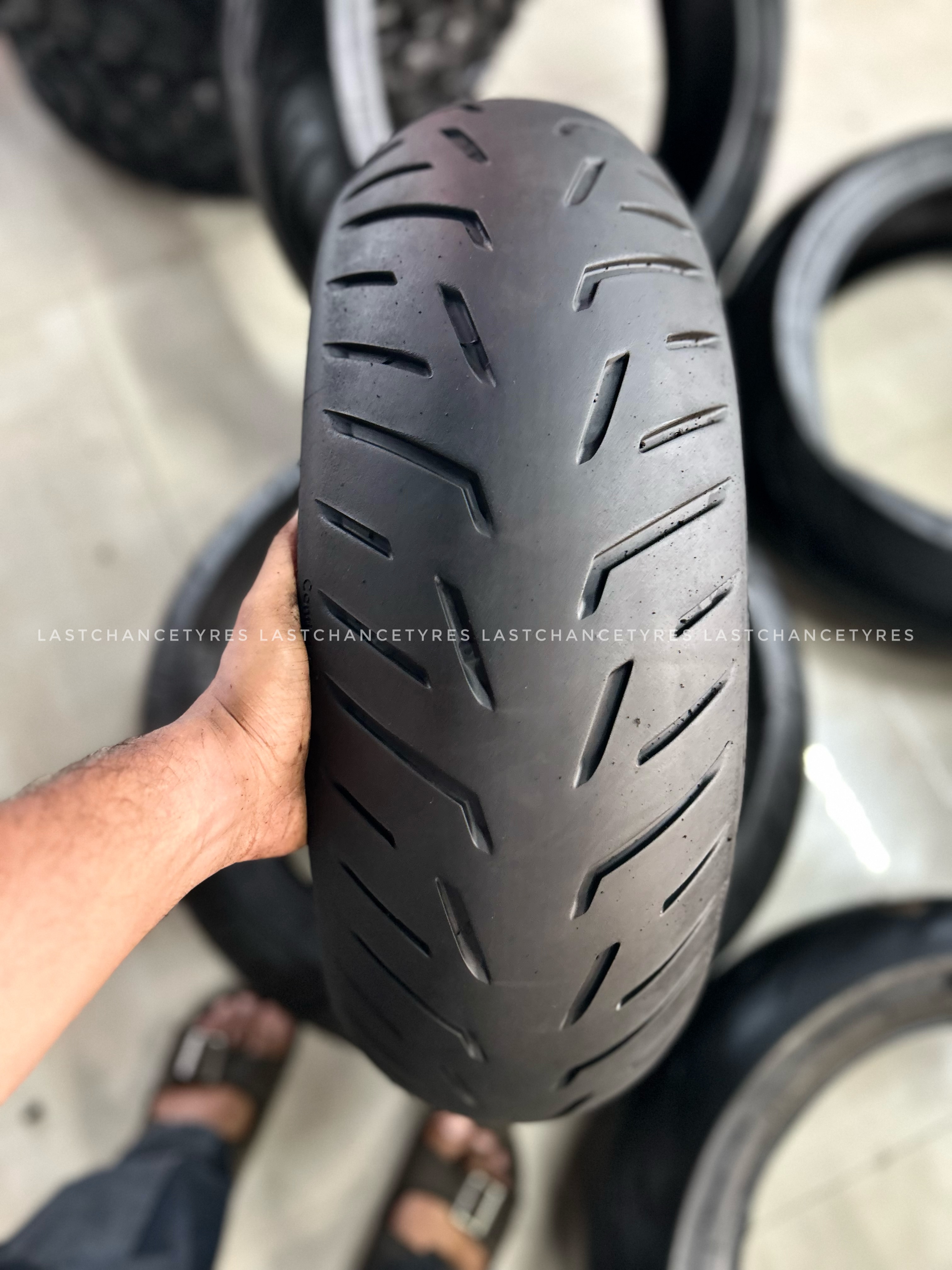 Tyre size 190 SIZE 
