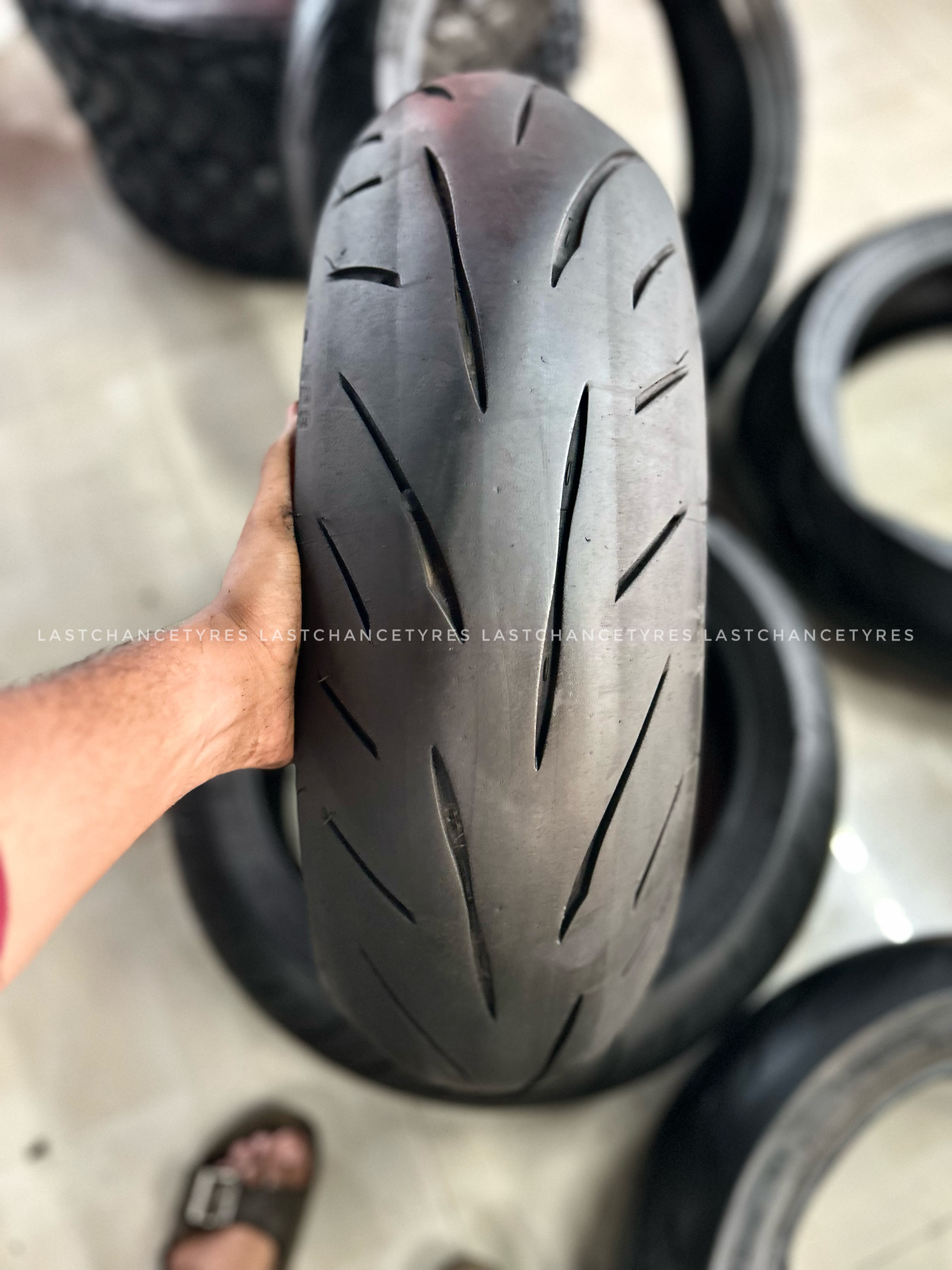 Tyre size 190 SIZE 