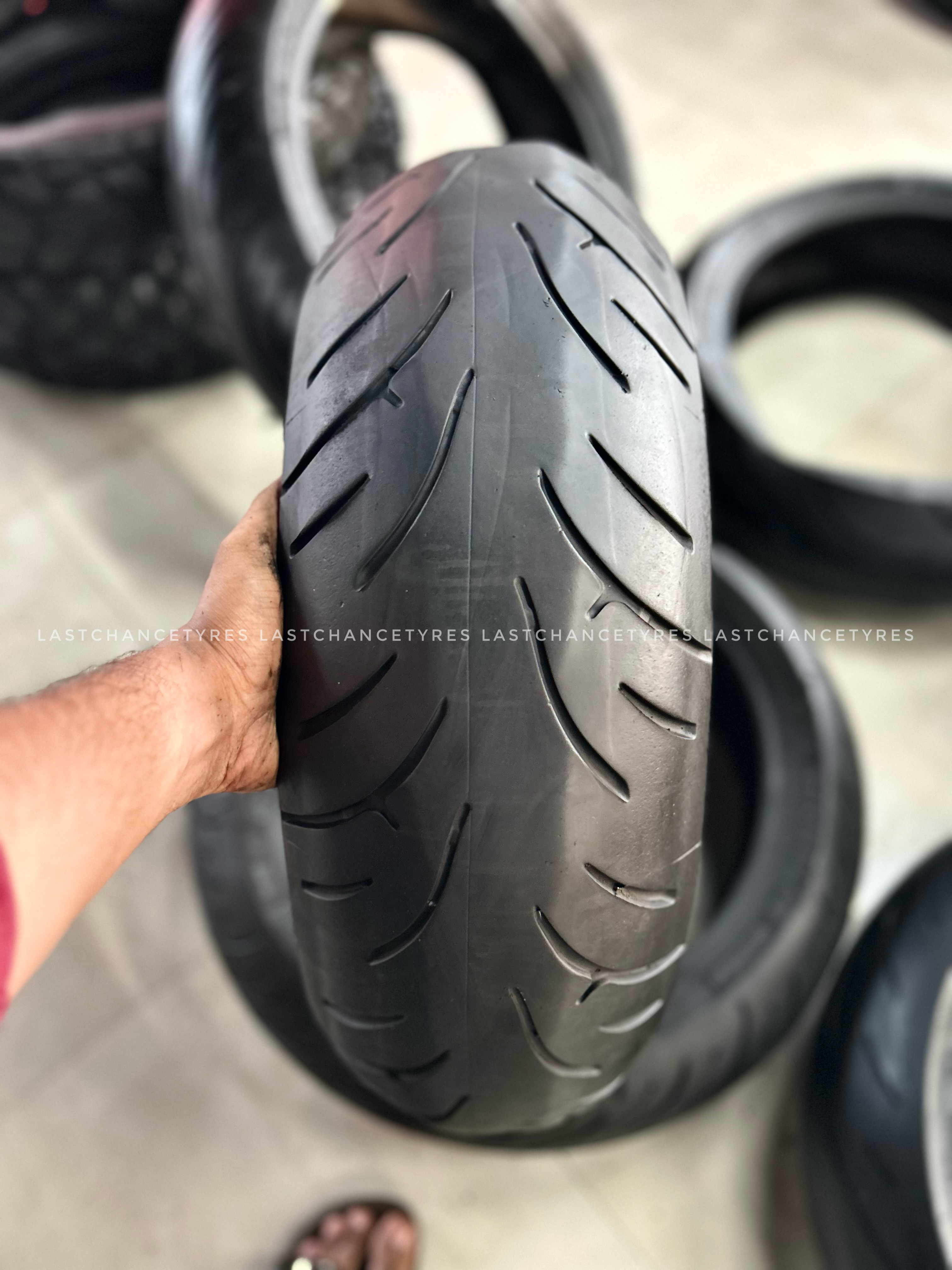 Tyre size 190 SIZE 