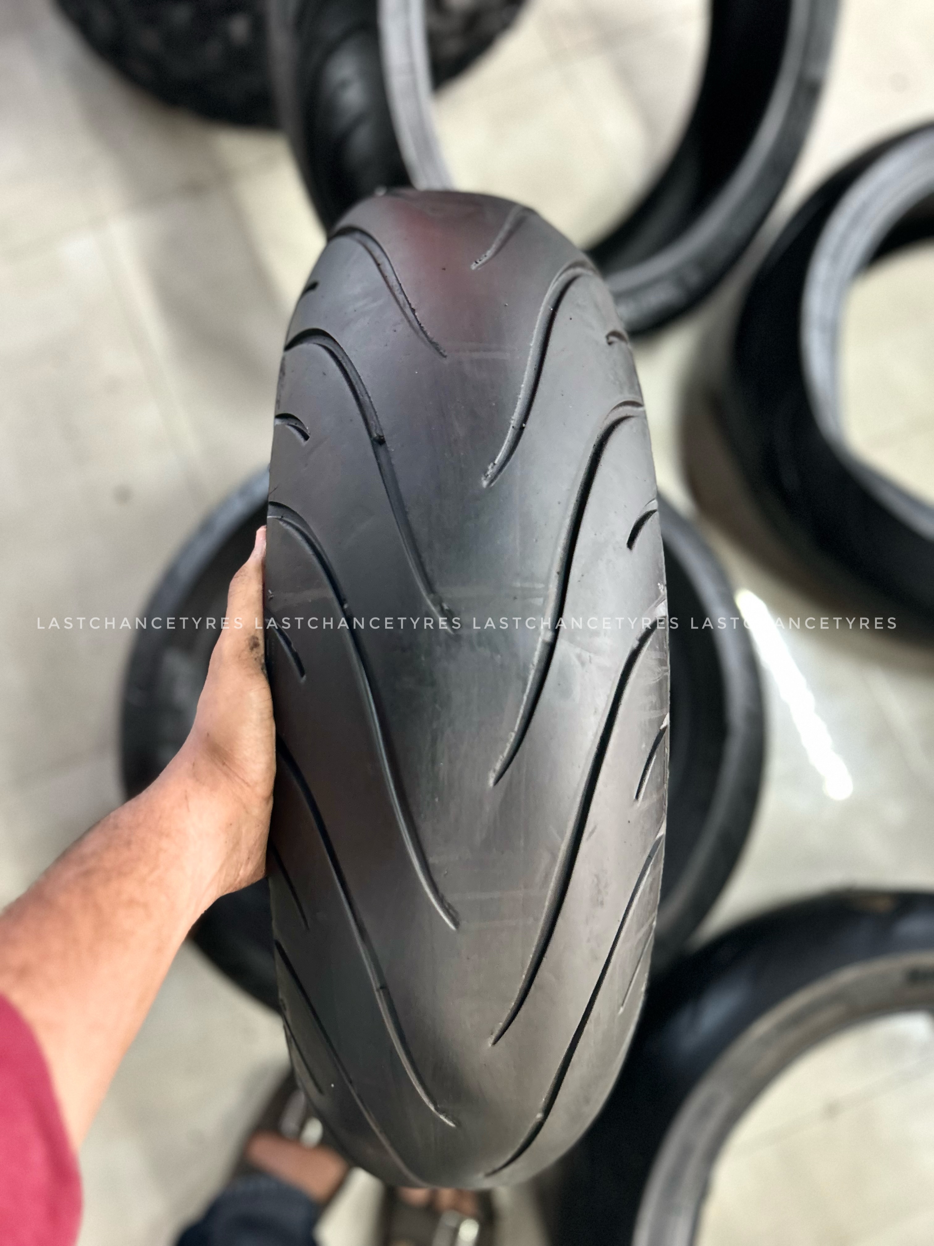 Tyre size 190 SIZE 