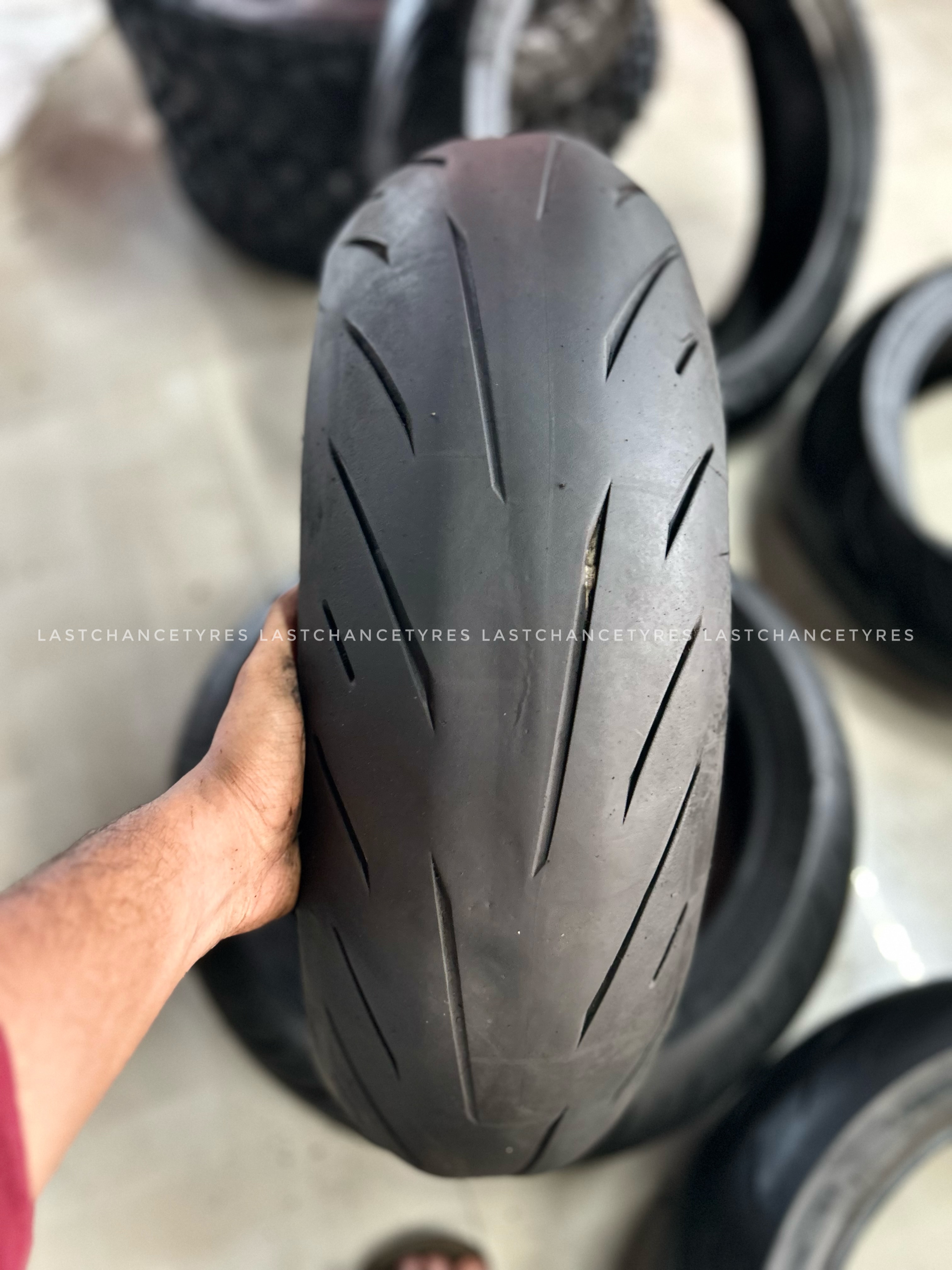 Tyre size 190 SIZE 