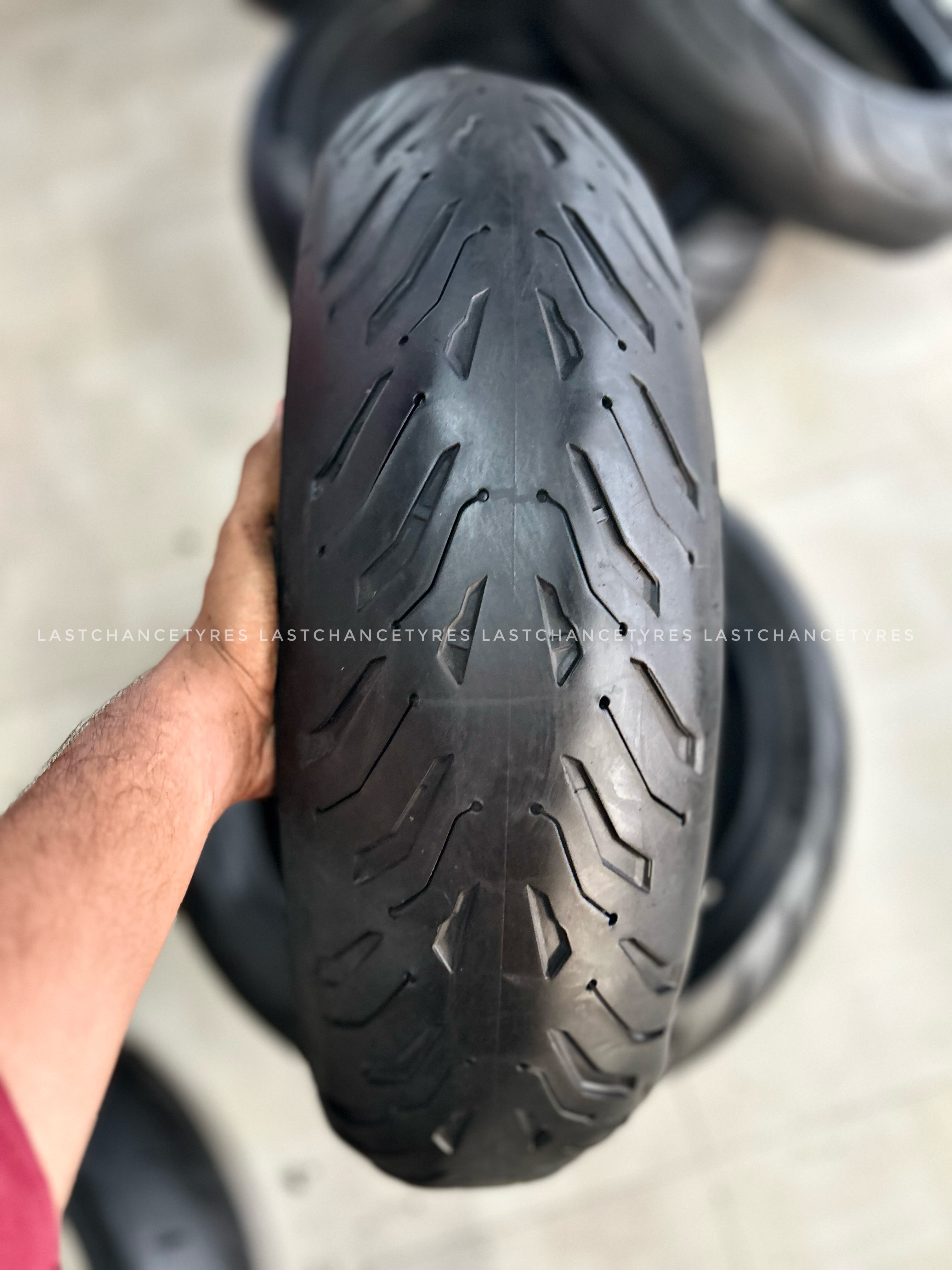 Tyre size 190 SIZE 