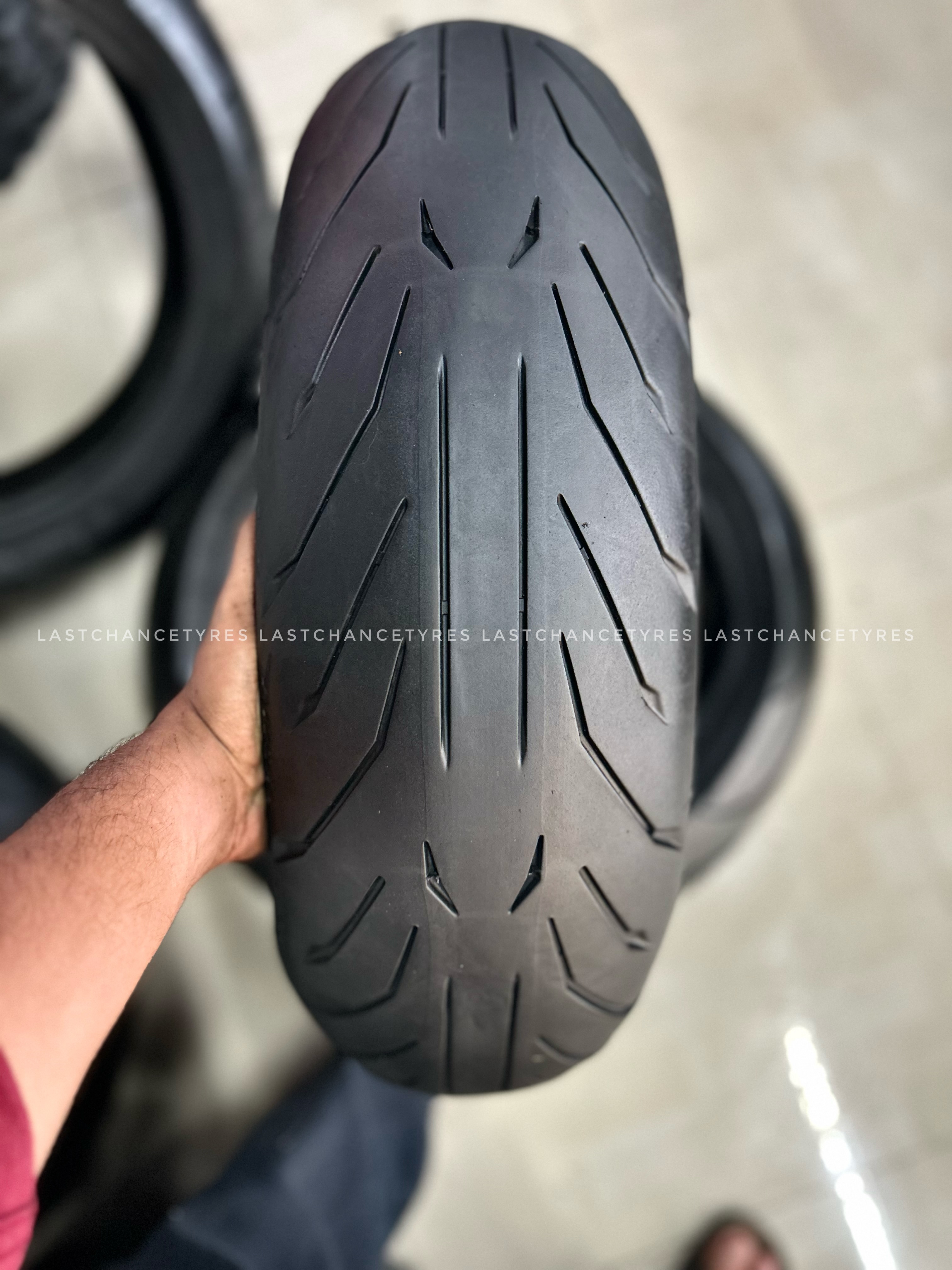 Tyre size 190 SIZE 