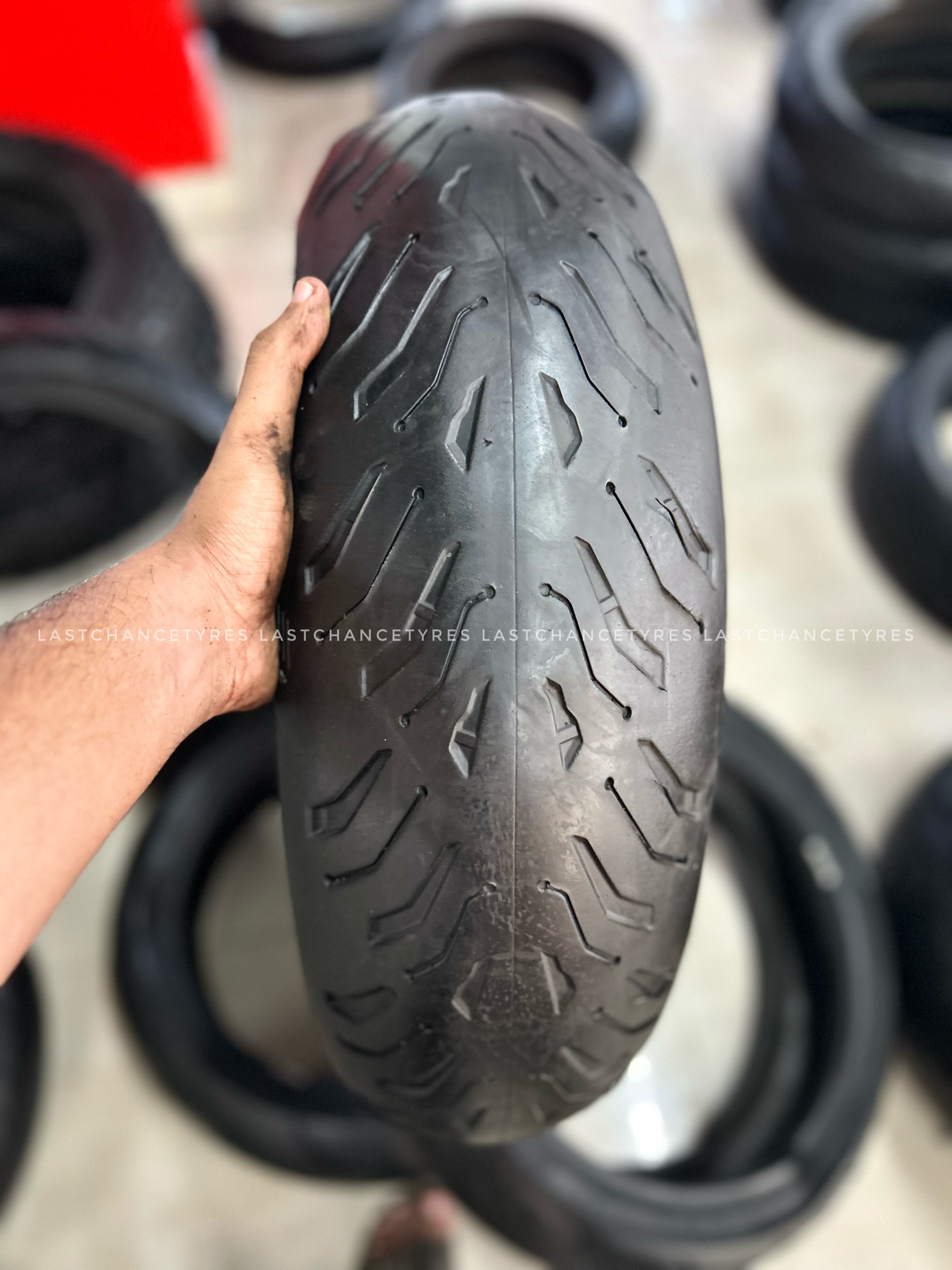 Tyre size 190 SIZE 